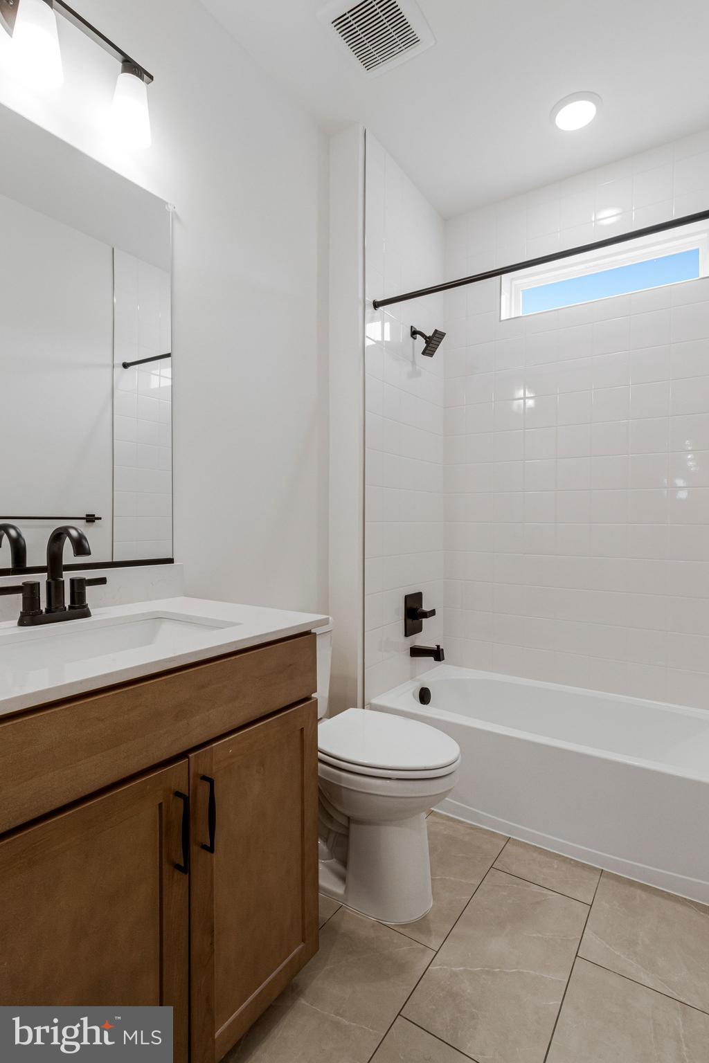 ST JAMES - Residential