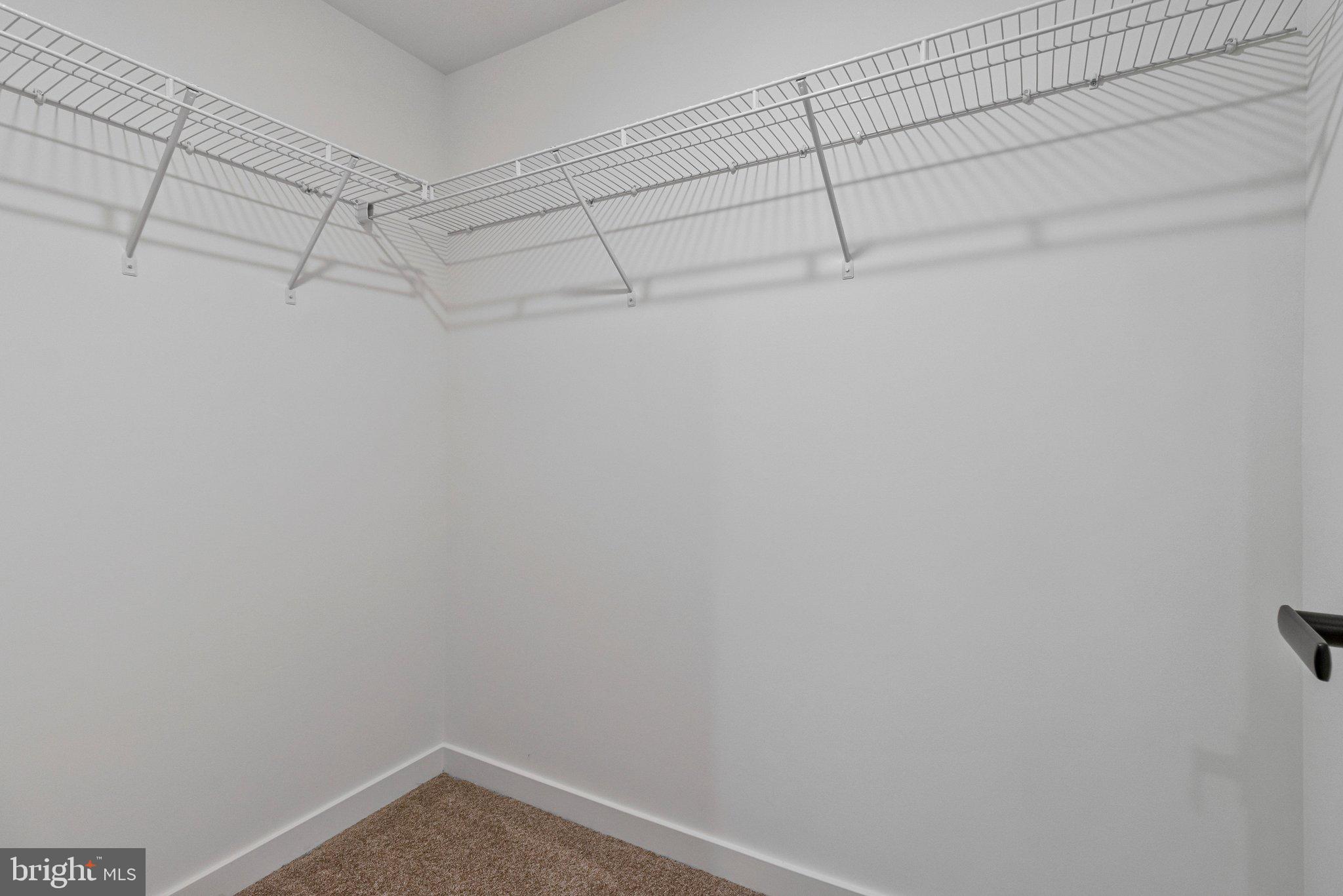 ST JAMES - Residential