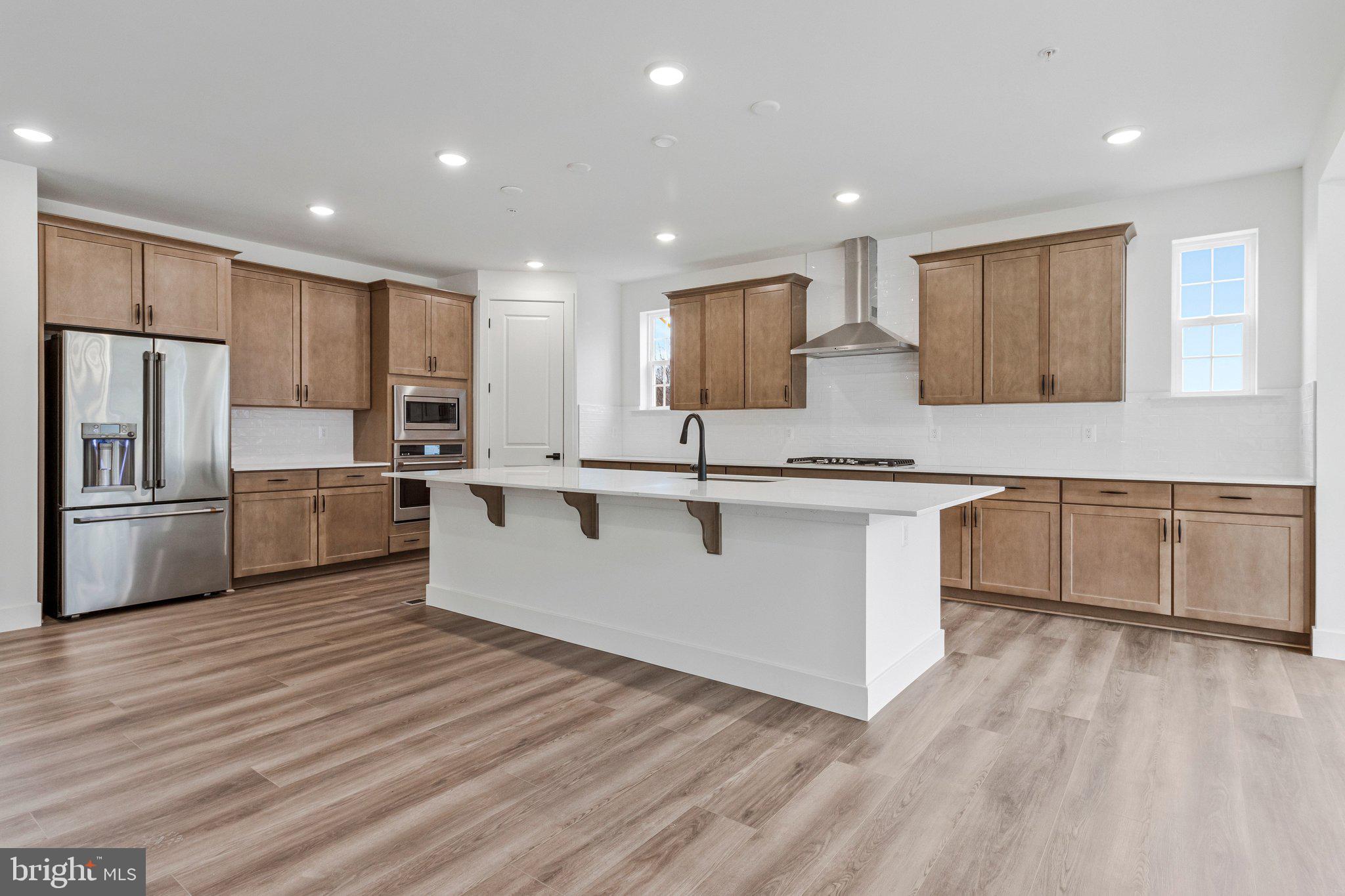 ST JAMES - Residential