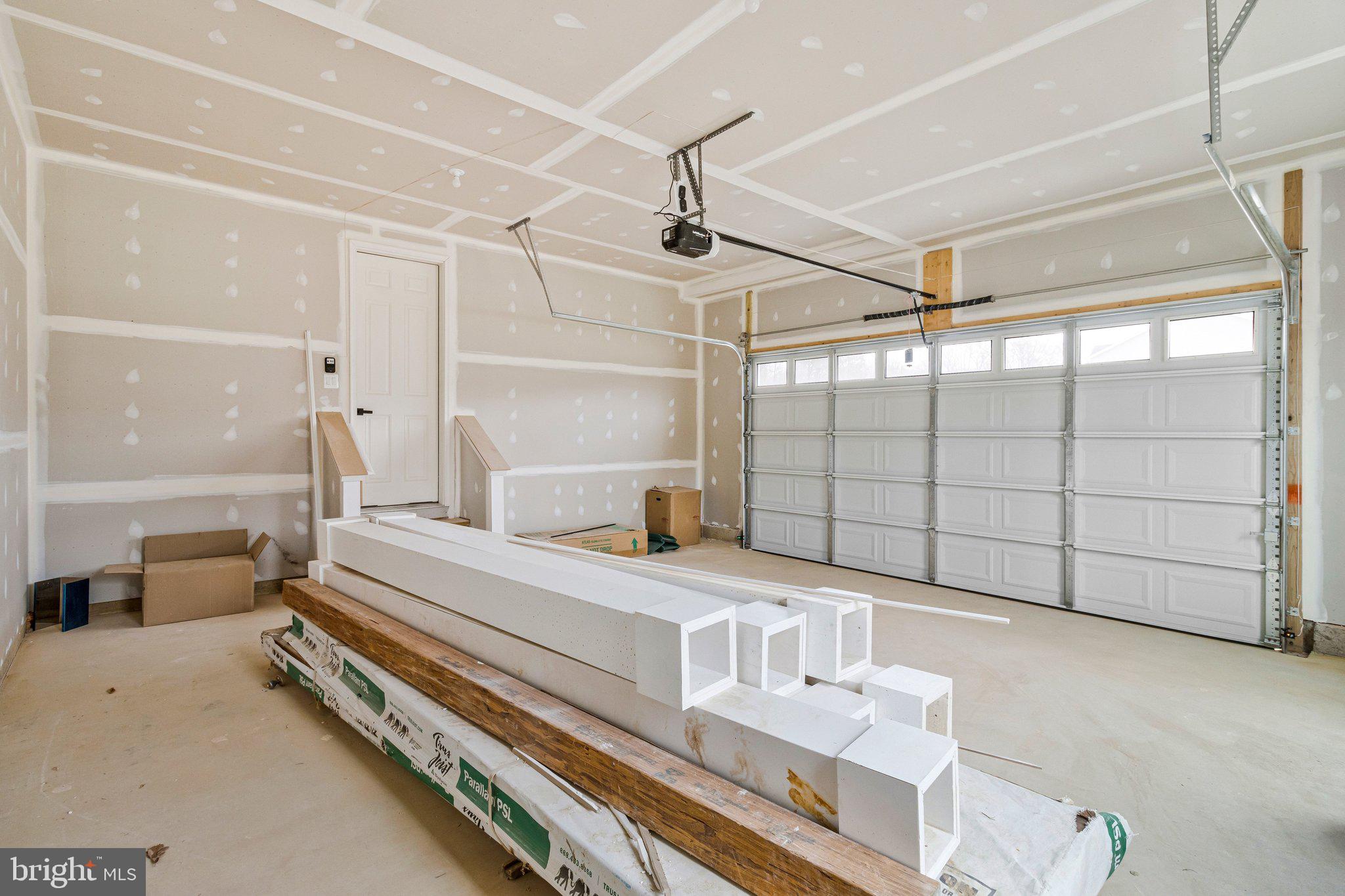 ST JAMES - Residential