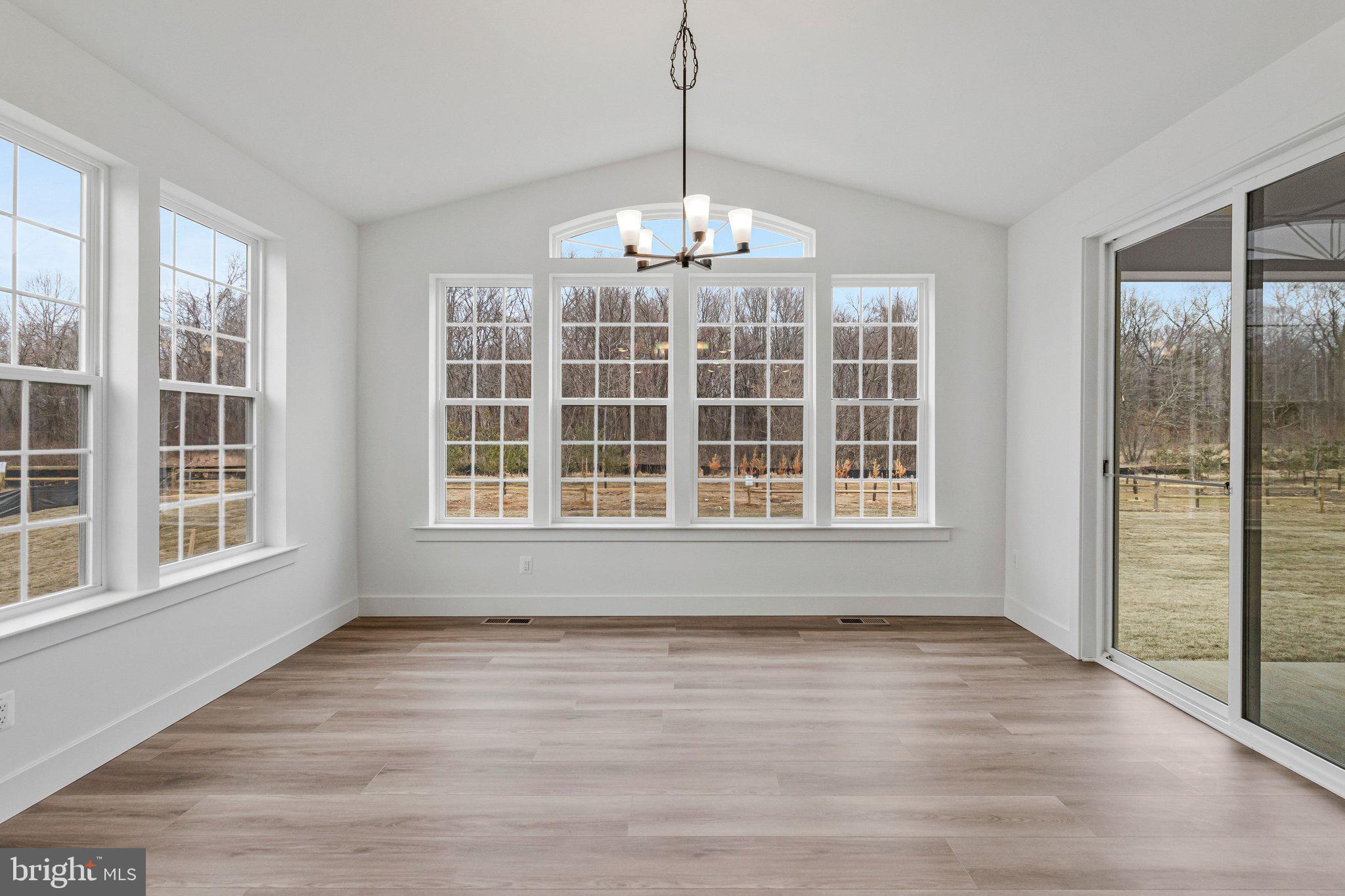 ST JAMES - Residential