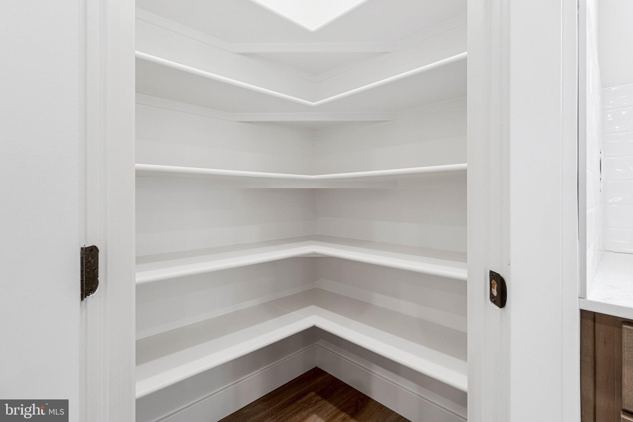 ST JAMES - Residential