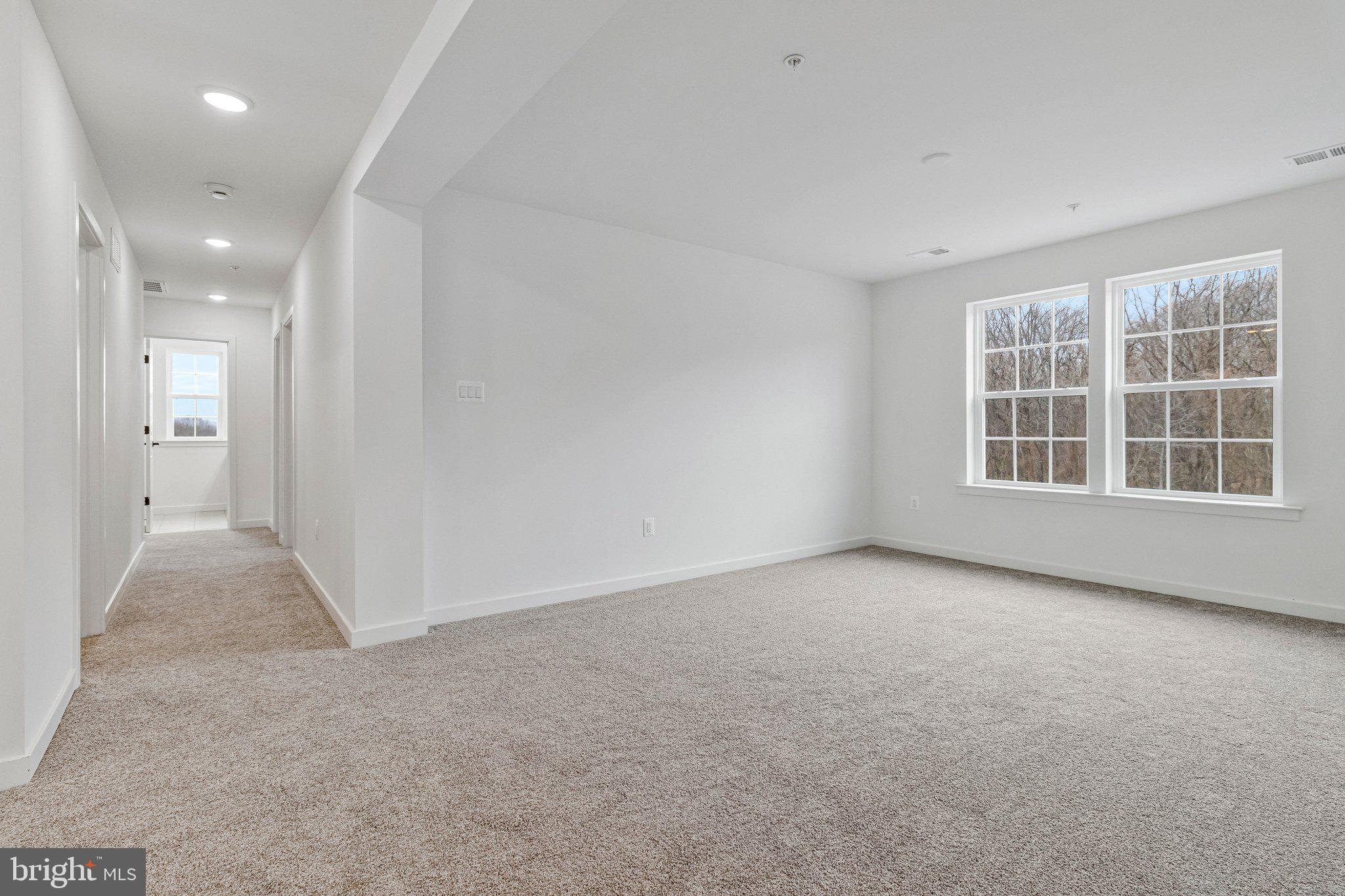 ST JAMES - Residential