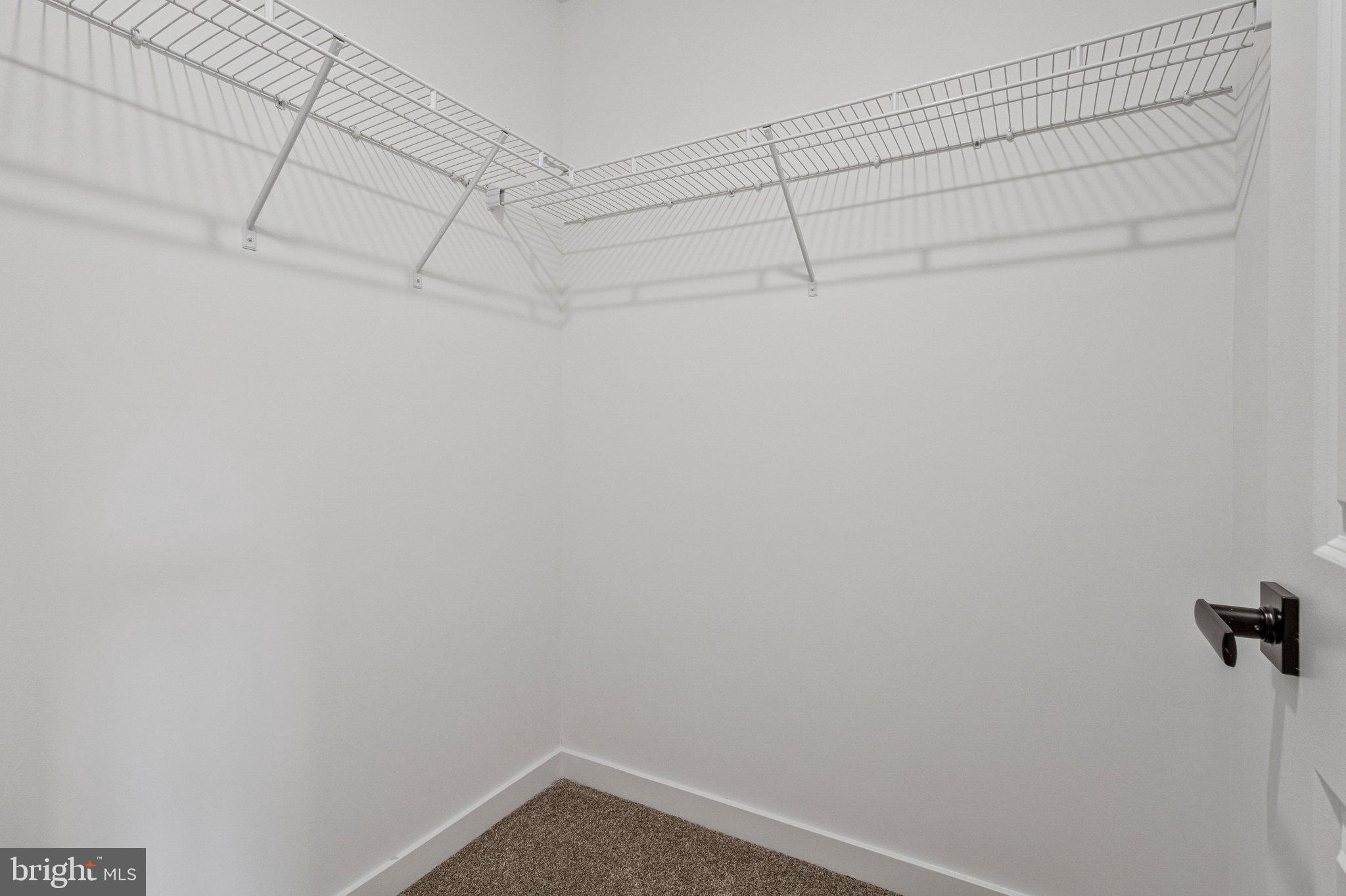 ST JAMES - Residential