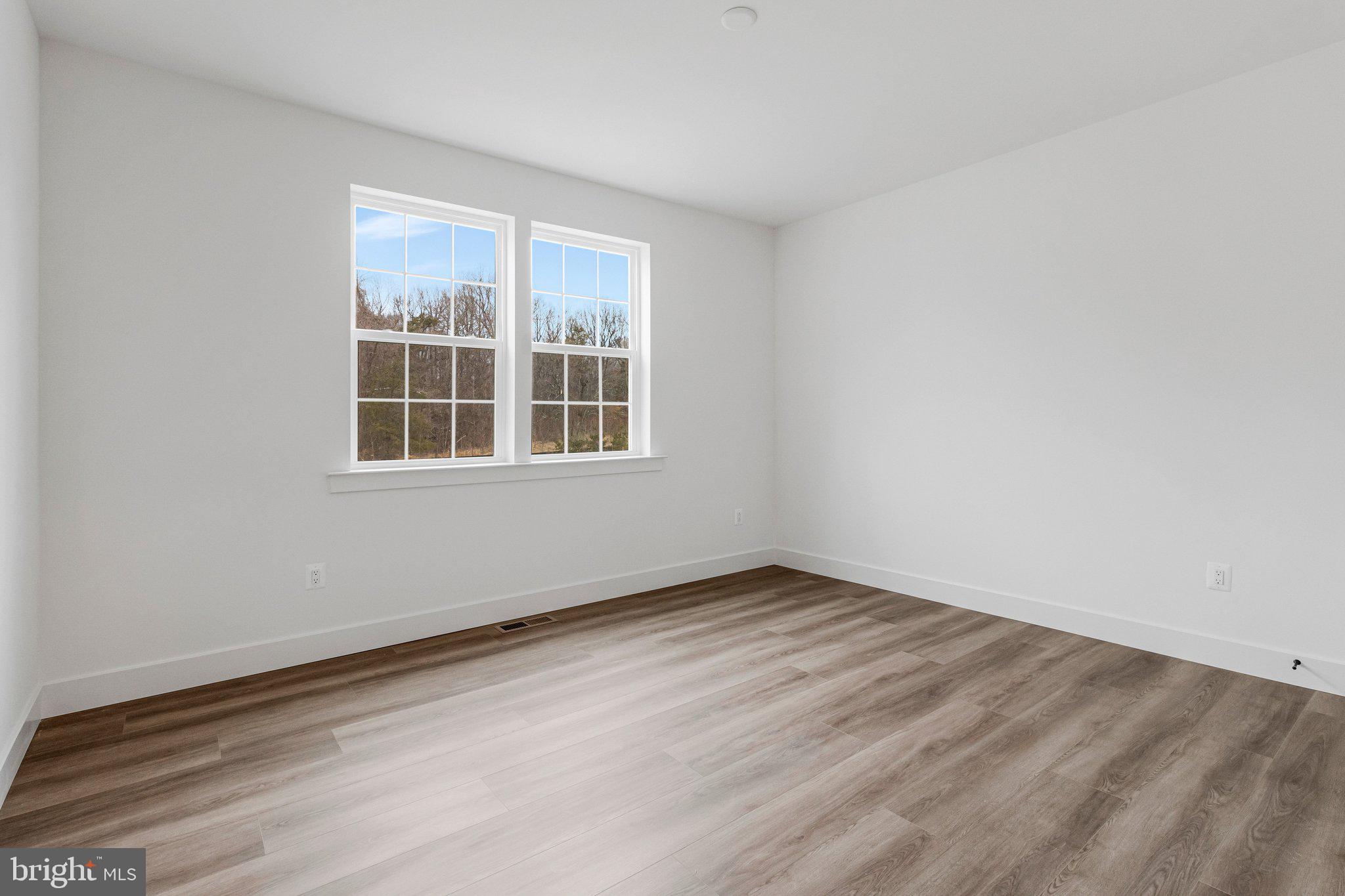 ST JAMES - Residential