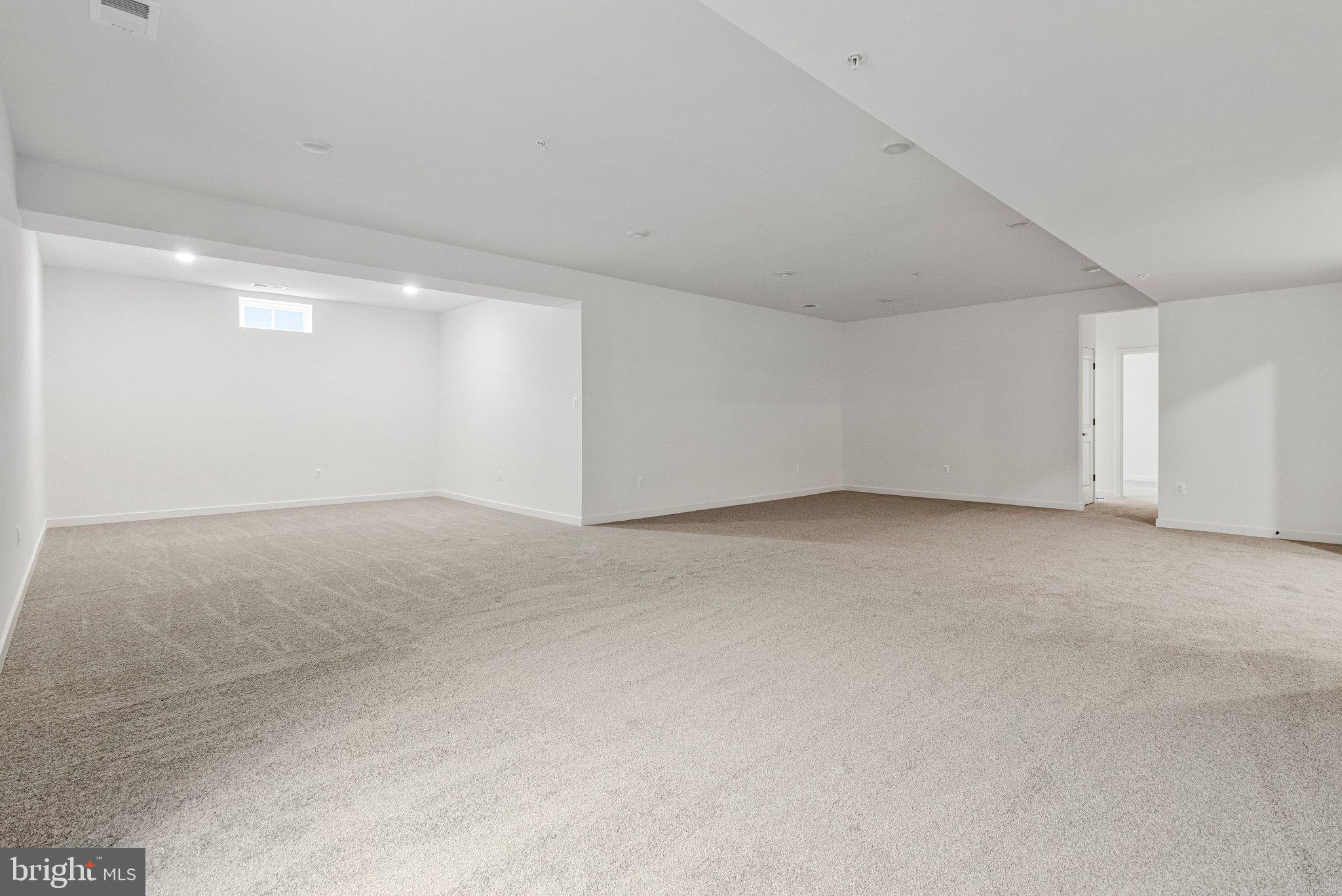 ST JAMES - Residential