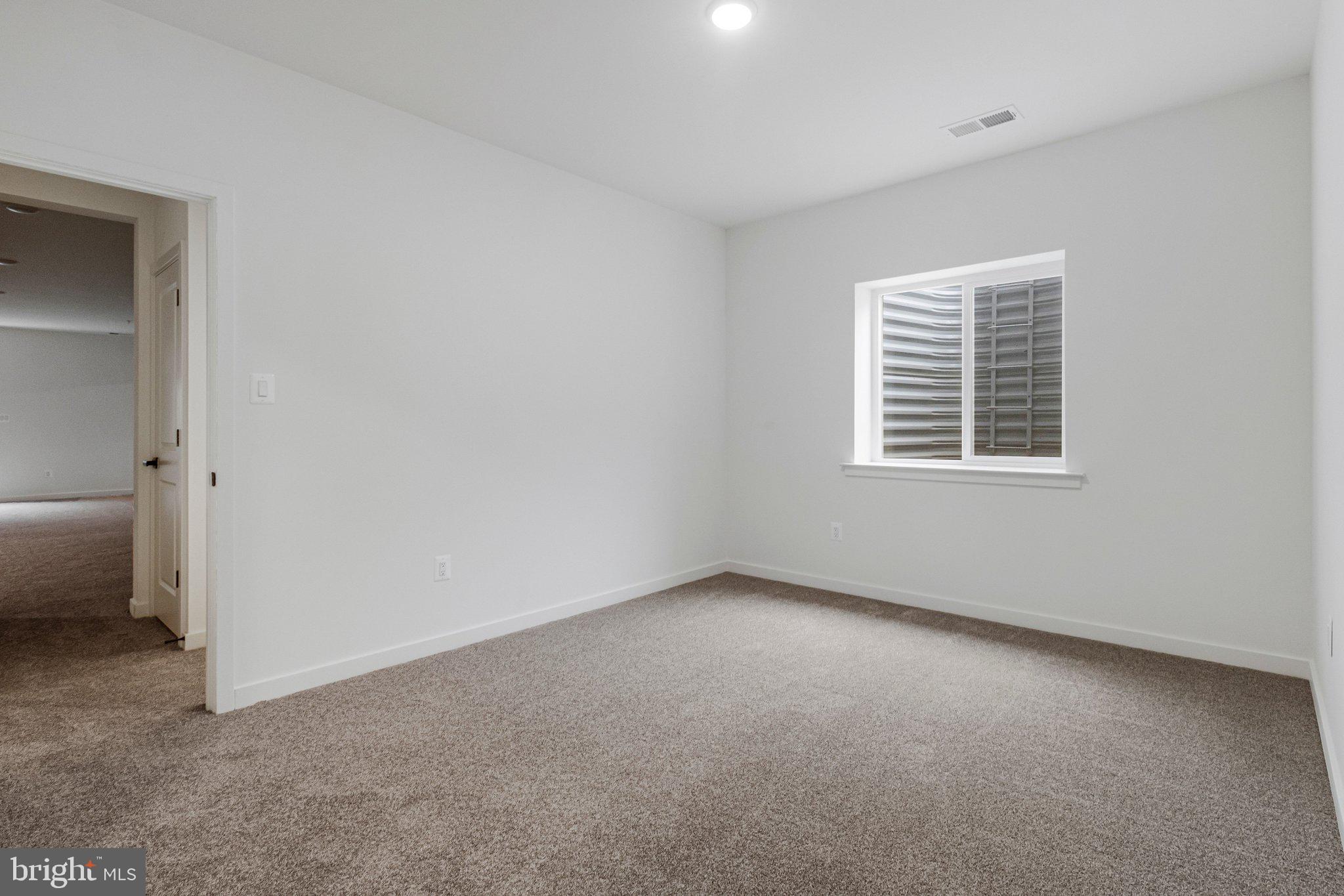 ST JAMES - Residential