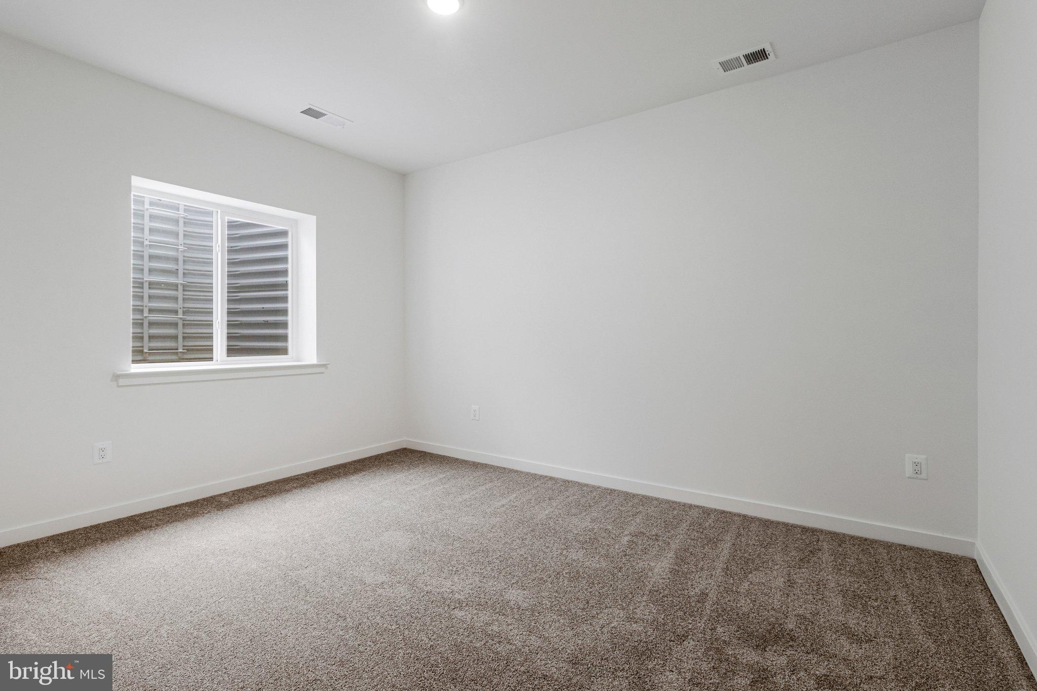 ST JAMES - Residential