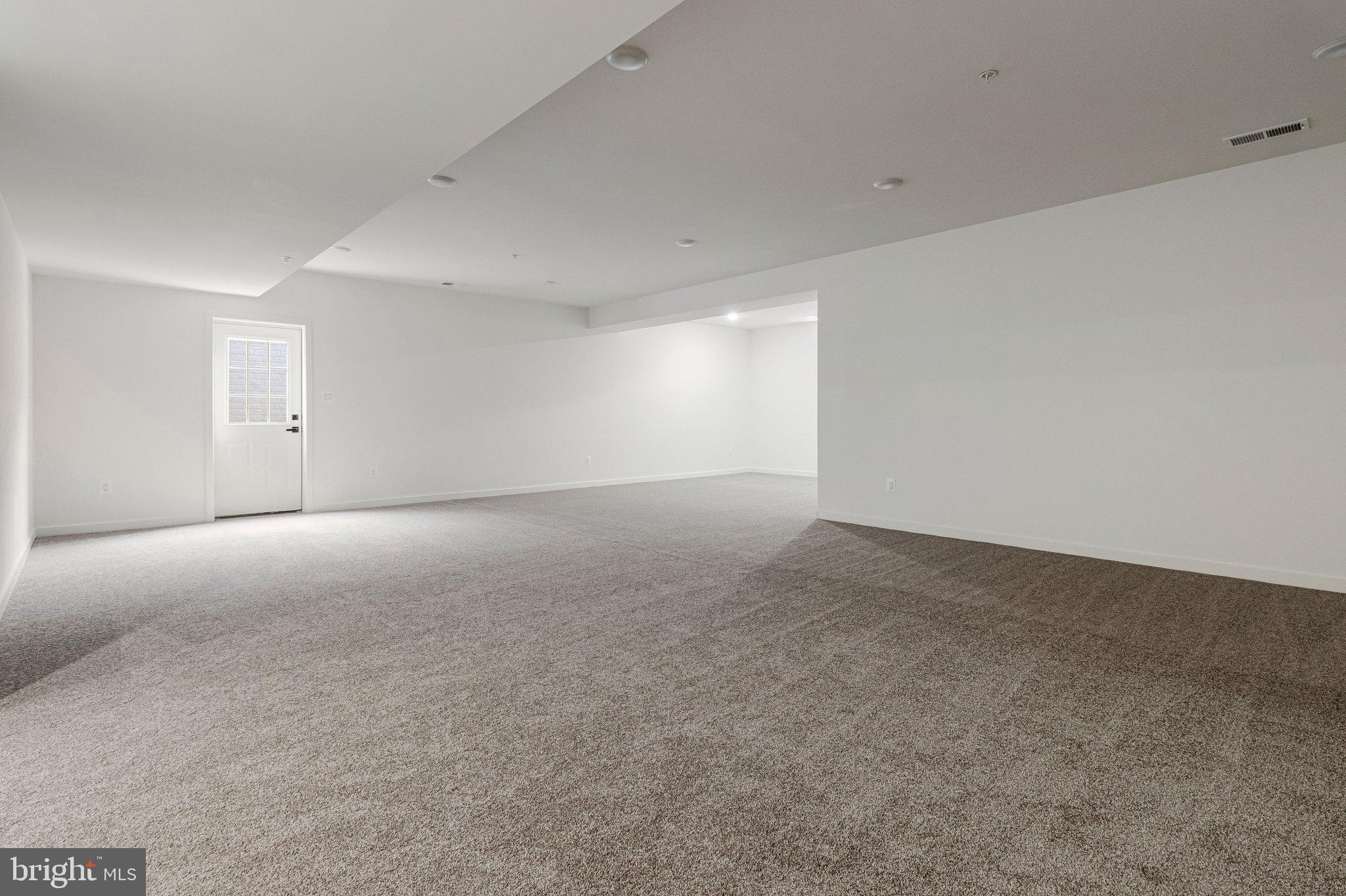 ST JAMES - Residential