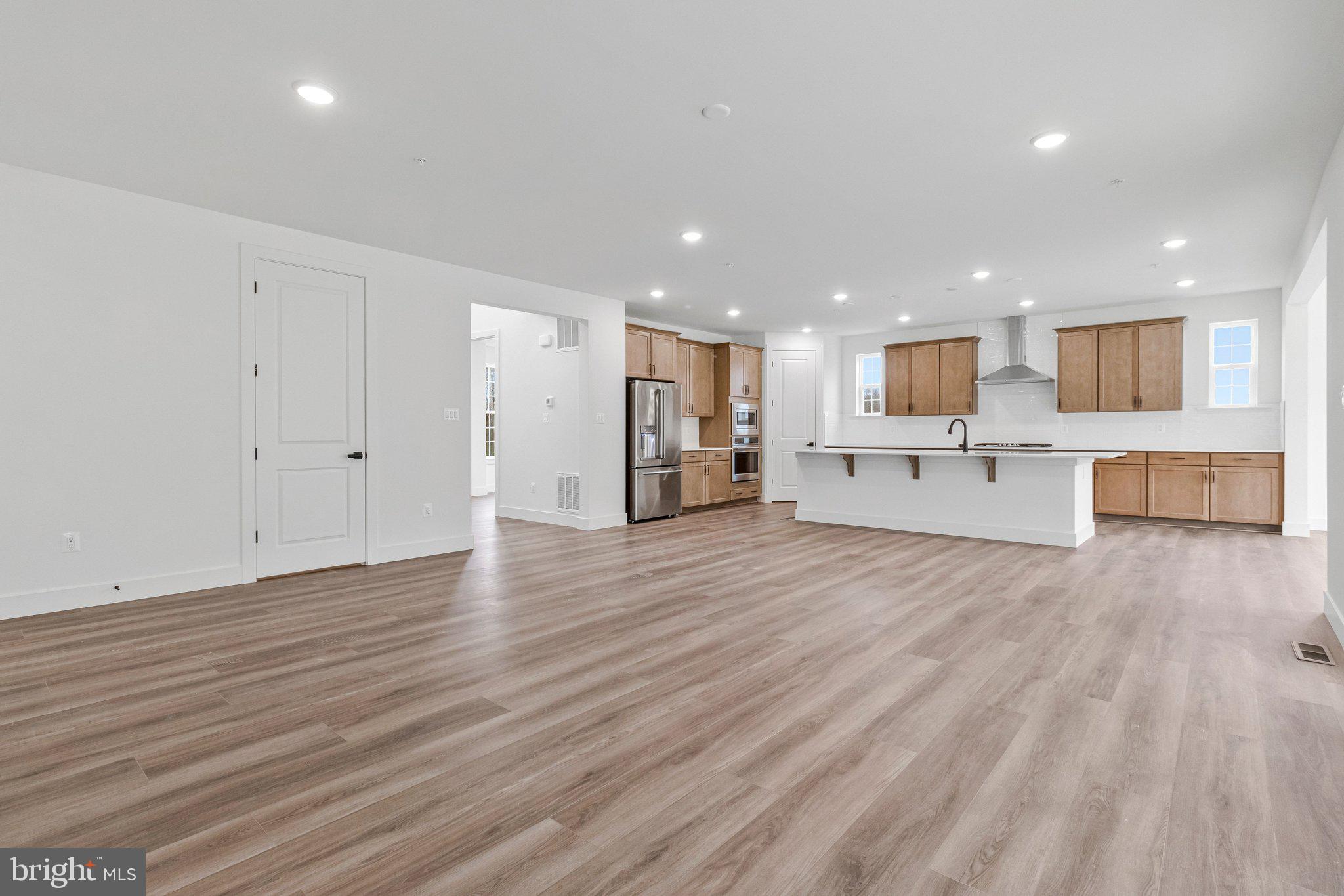 ST JAMES - Residential