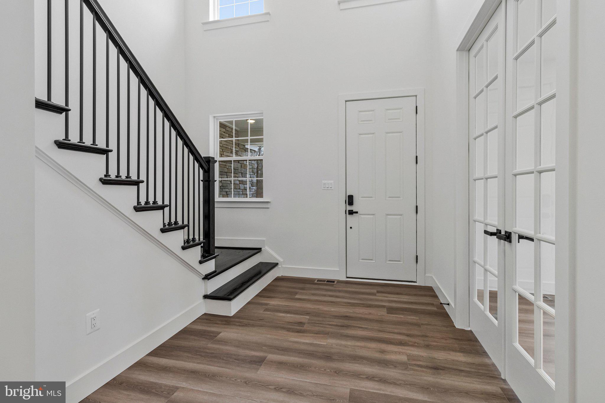 ST JAMES - Residential