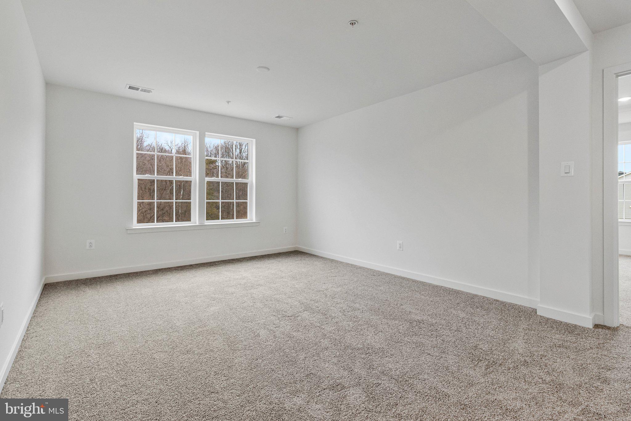 ST JAMES - Residential