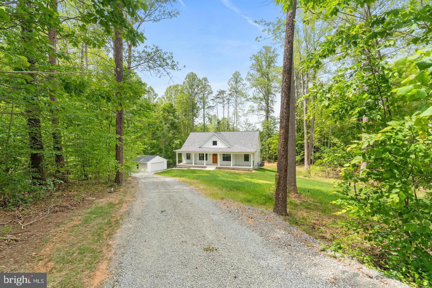 86 VIRGINIA PINES CT