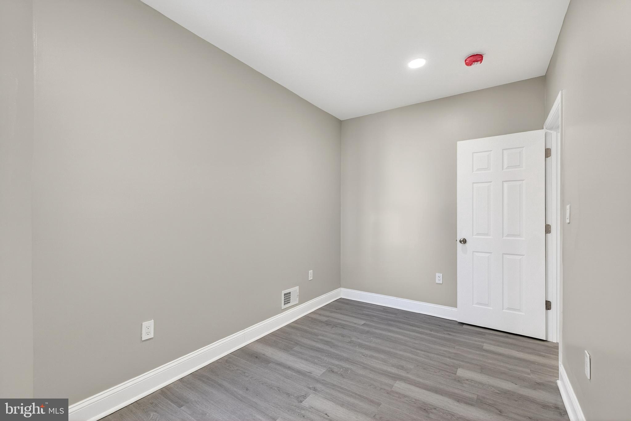 COBBS CREEK - Residential