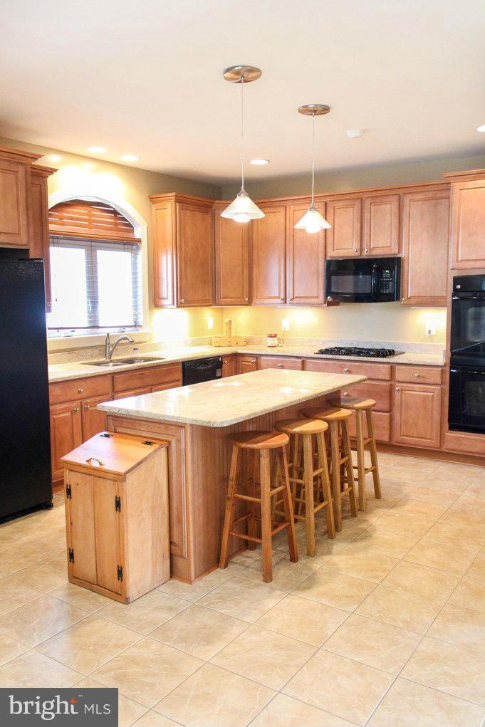 LEONARDS GRANT - Residential