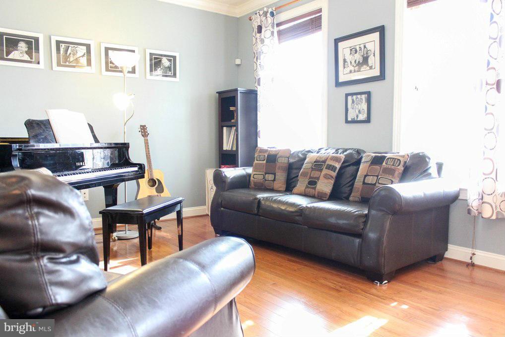 LEONARDS GRANT - Residential