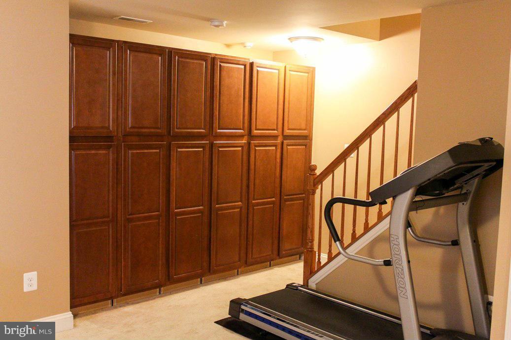 LEONARDS GRANT - Residential