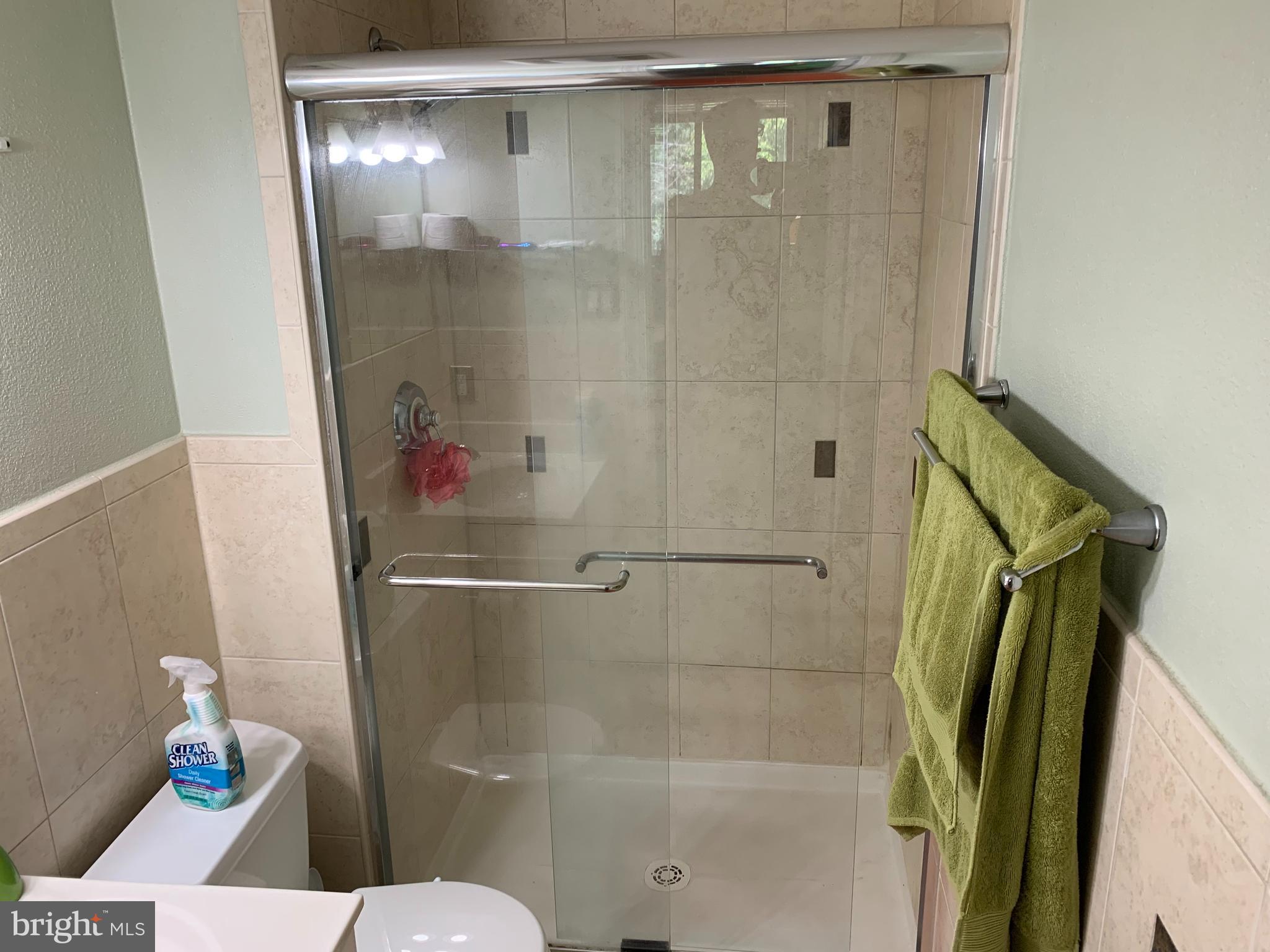 WESTWOOD - Residential Lease