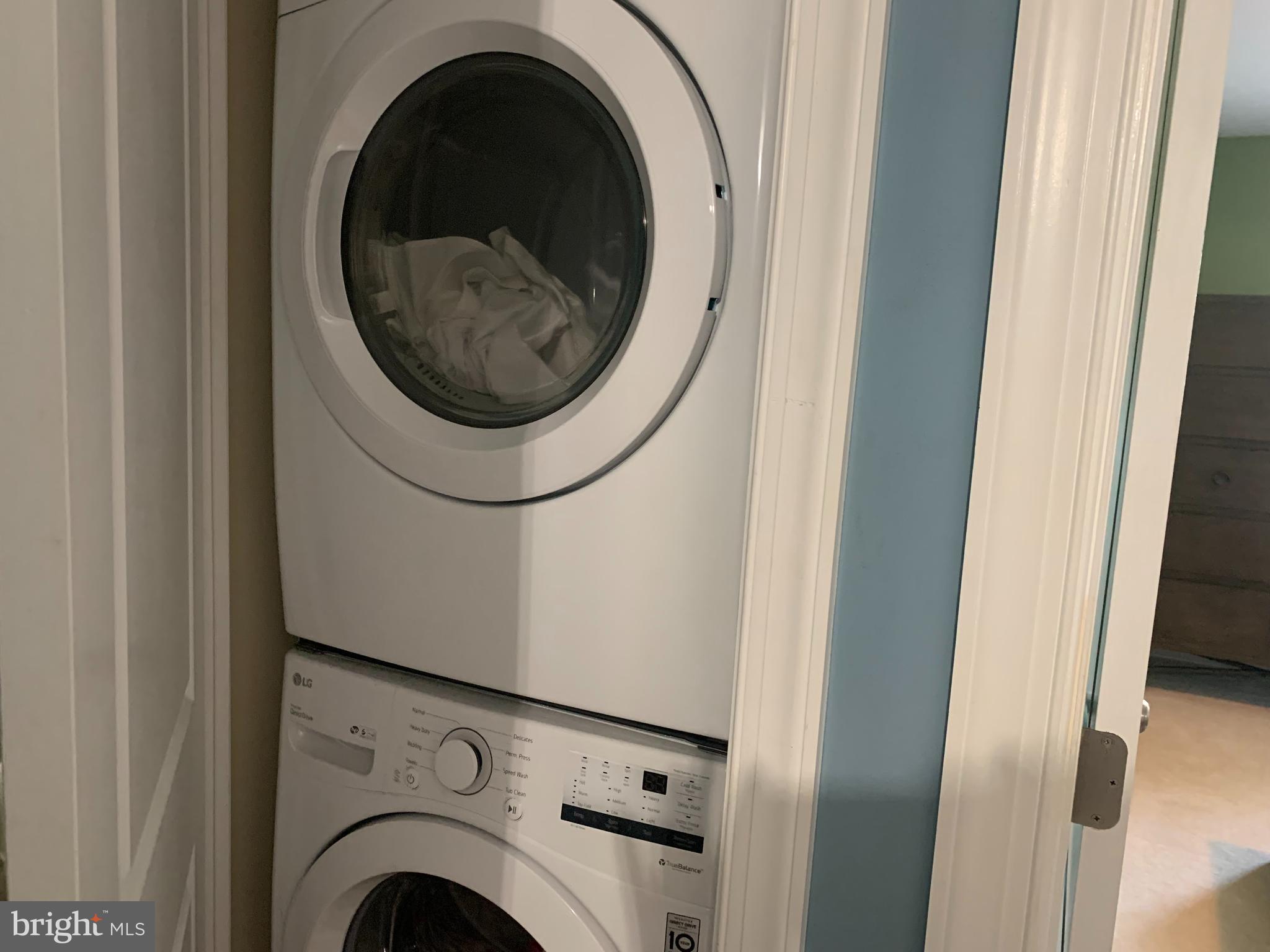 WESTWOOD - Residential Lease