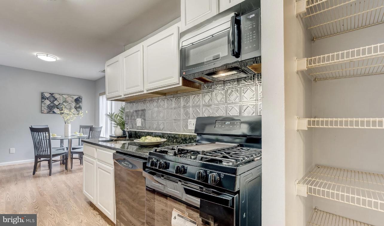 CHERRY GLEN CONDOS - Residential