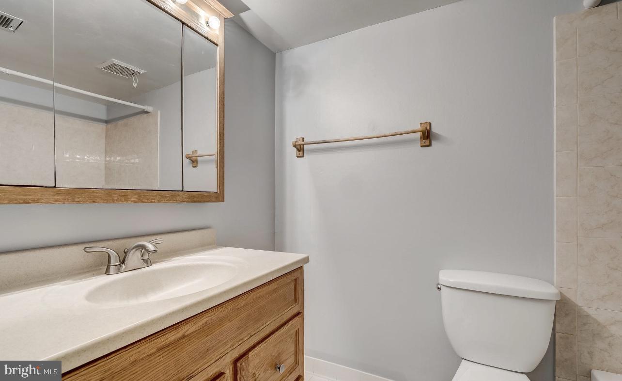 CHERRY GLEN CONDOS - Residential