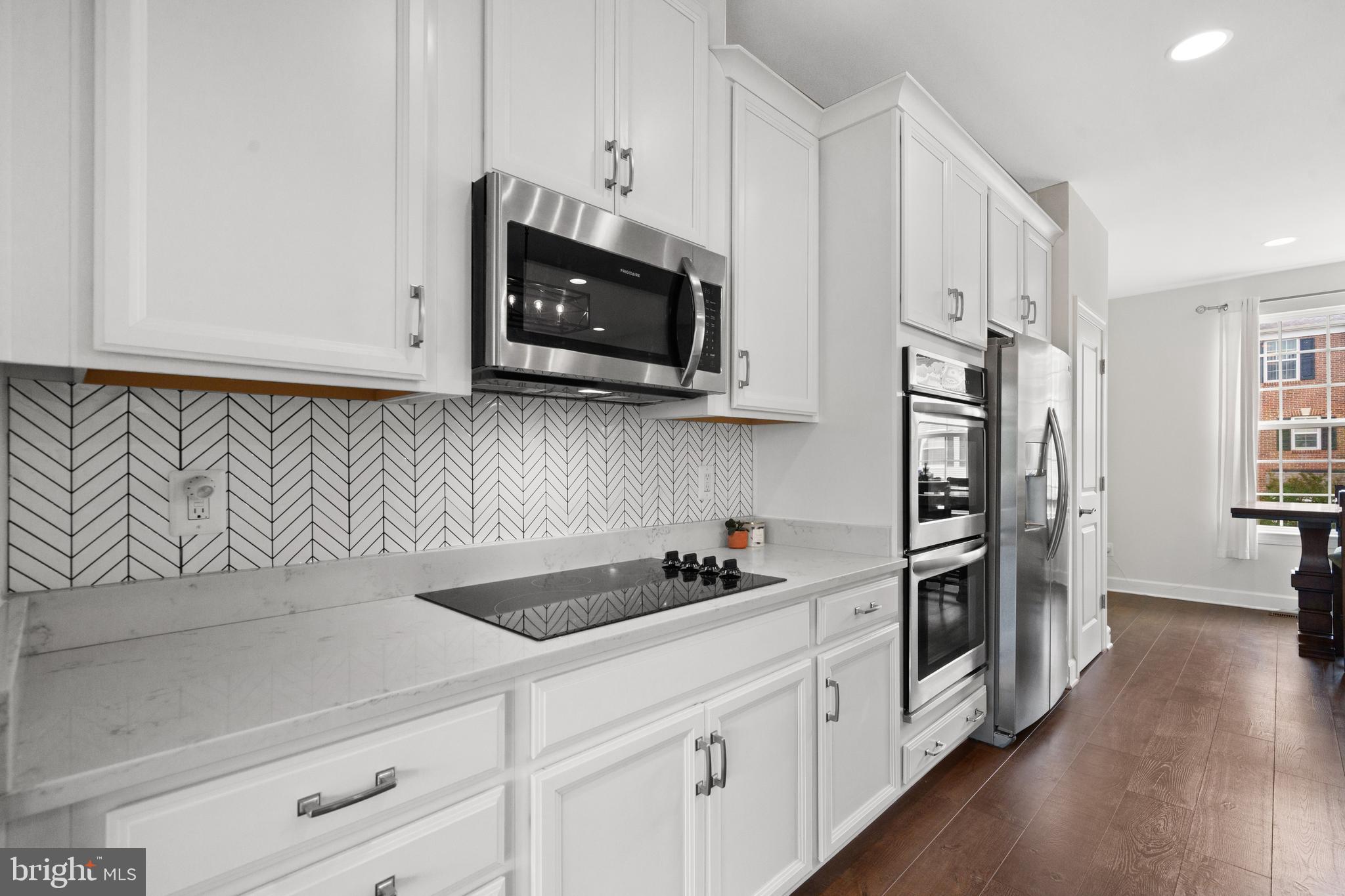 HERITAGE CROSSING - Residential