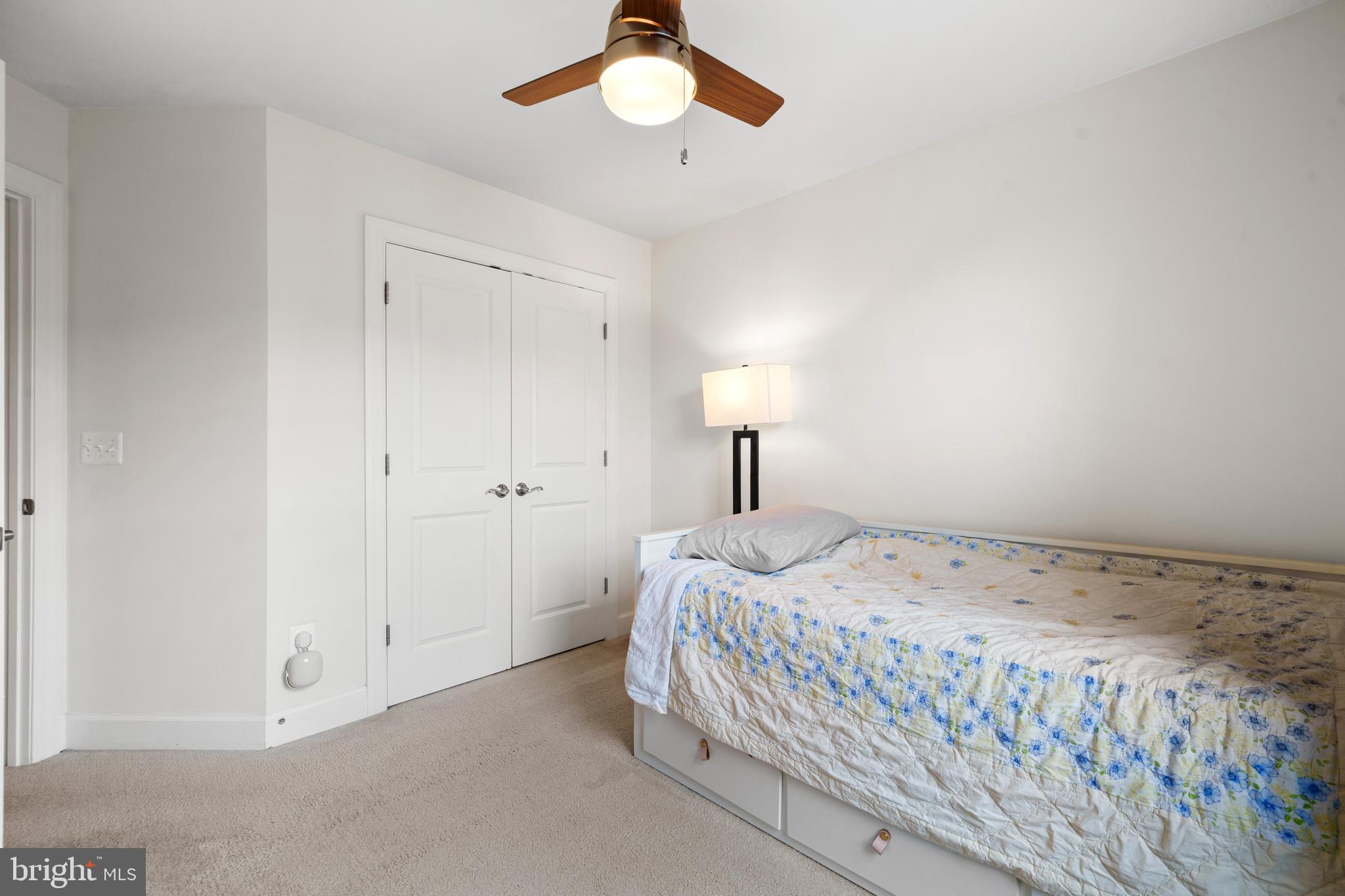 HERITAGE CROSSING - Residential