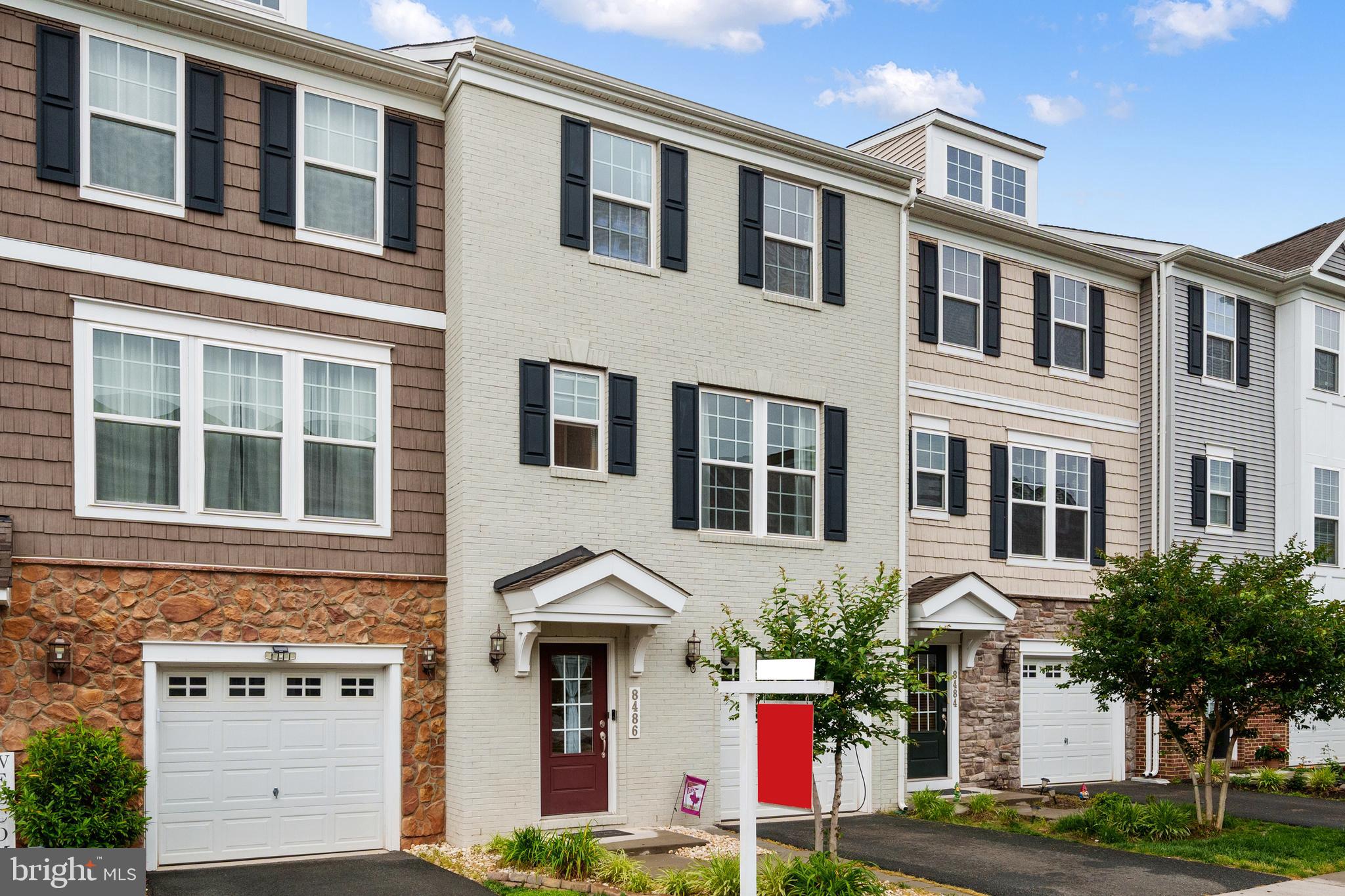 8486 CRAGGAN LANE