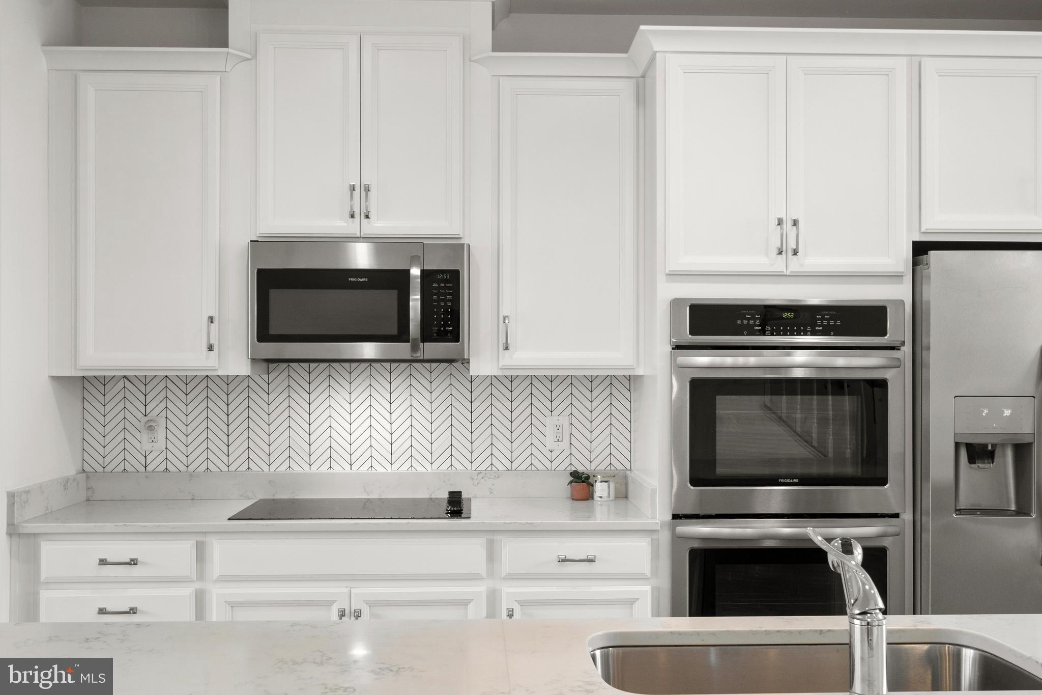 HERITAGE CROSSING - Residential