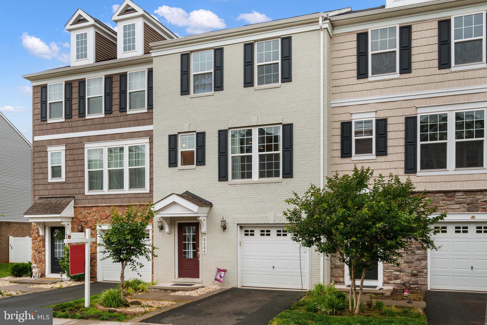 HERITAGE CROSSING - Residential