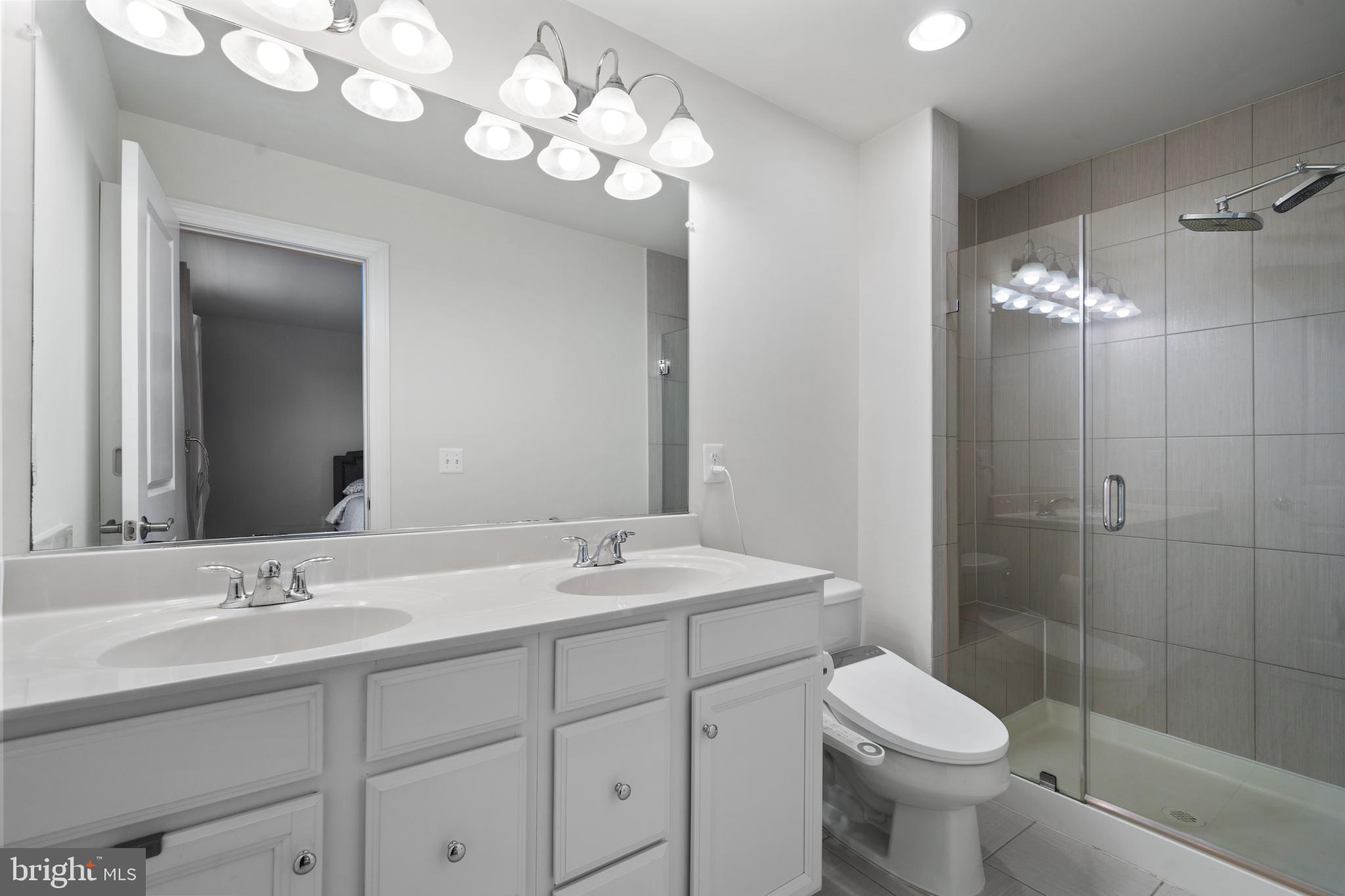 HERITAGE CROSSING - Residential