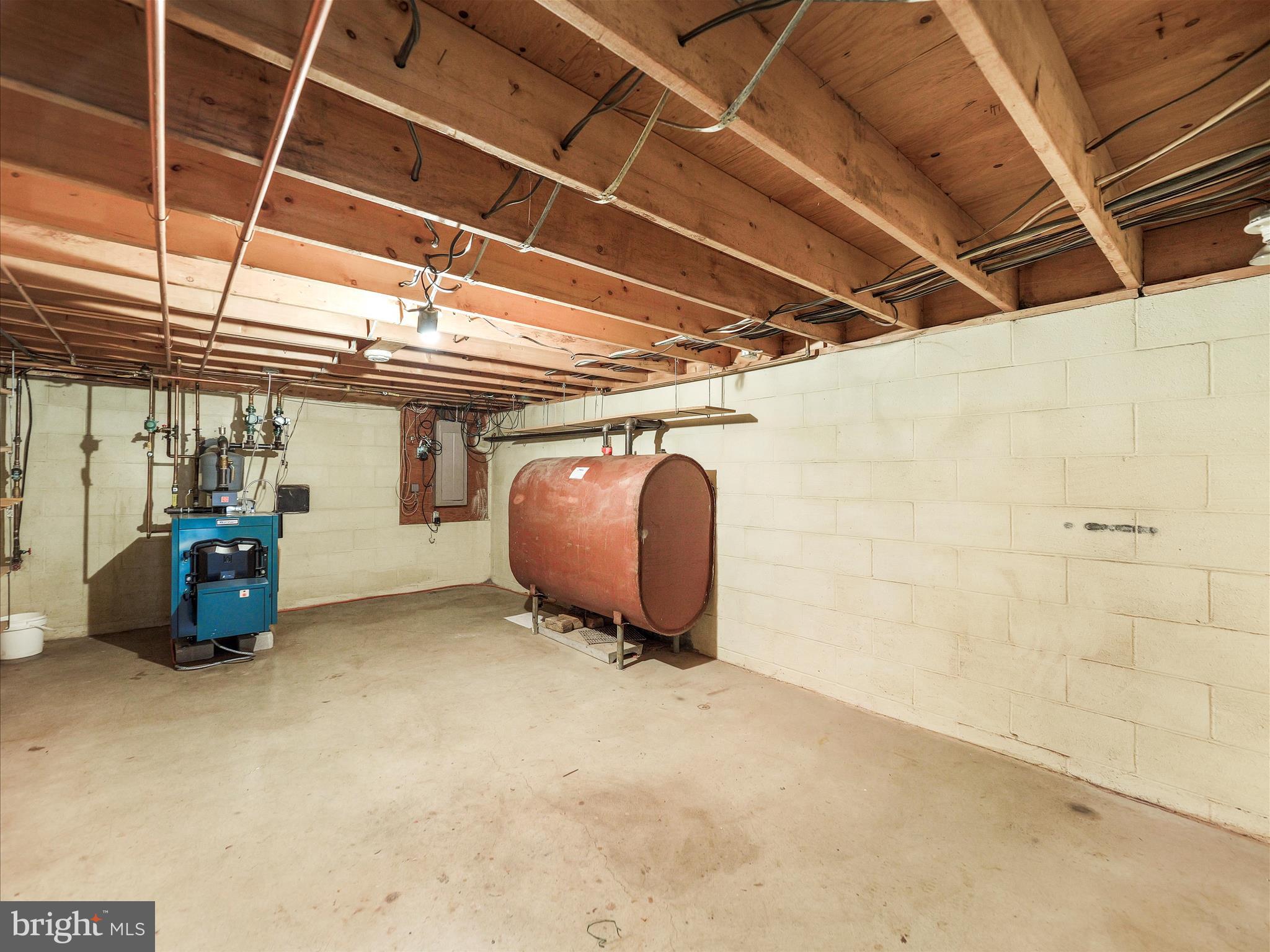 NORTH GUILFORD HILLS - Residential