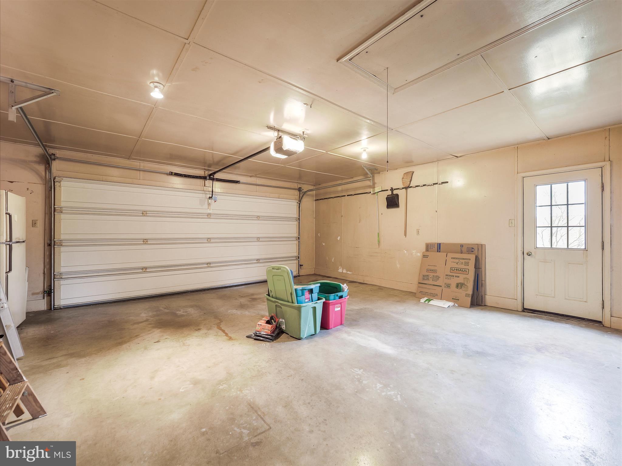 NORTH GUILFORD HILLS - Residential