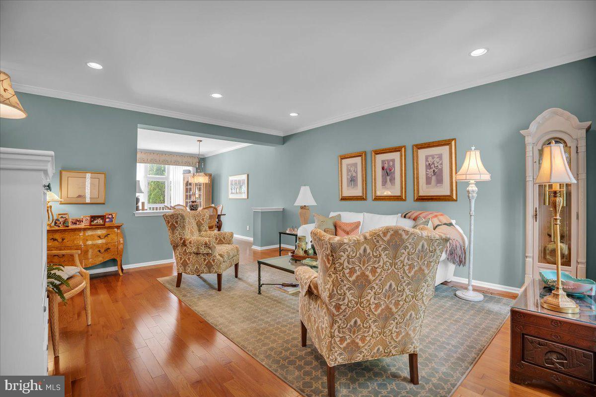1402 CHAMPLAIN DRIVE