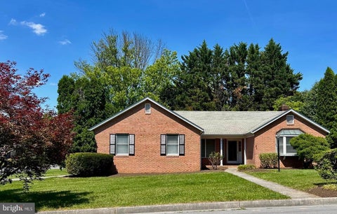 Photo of 654 Treys Drive, WINCHESTER, VA 22601 (MLS # VAWI2010802)