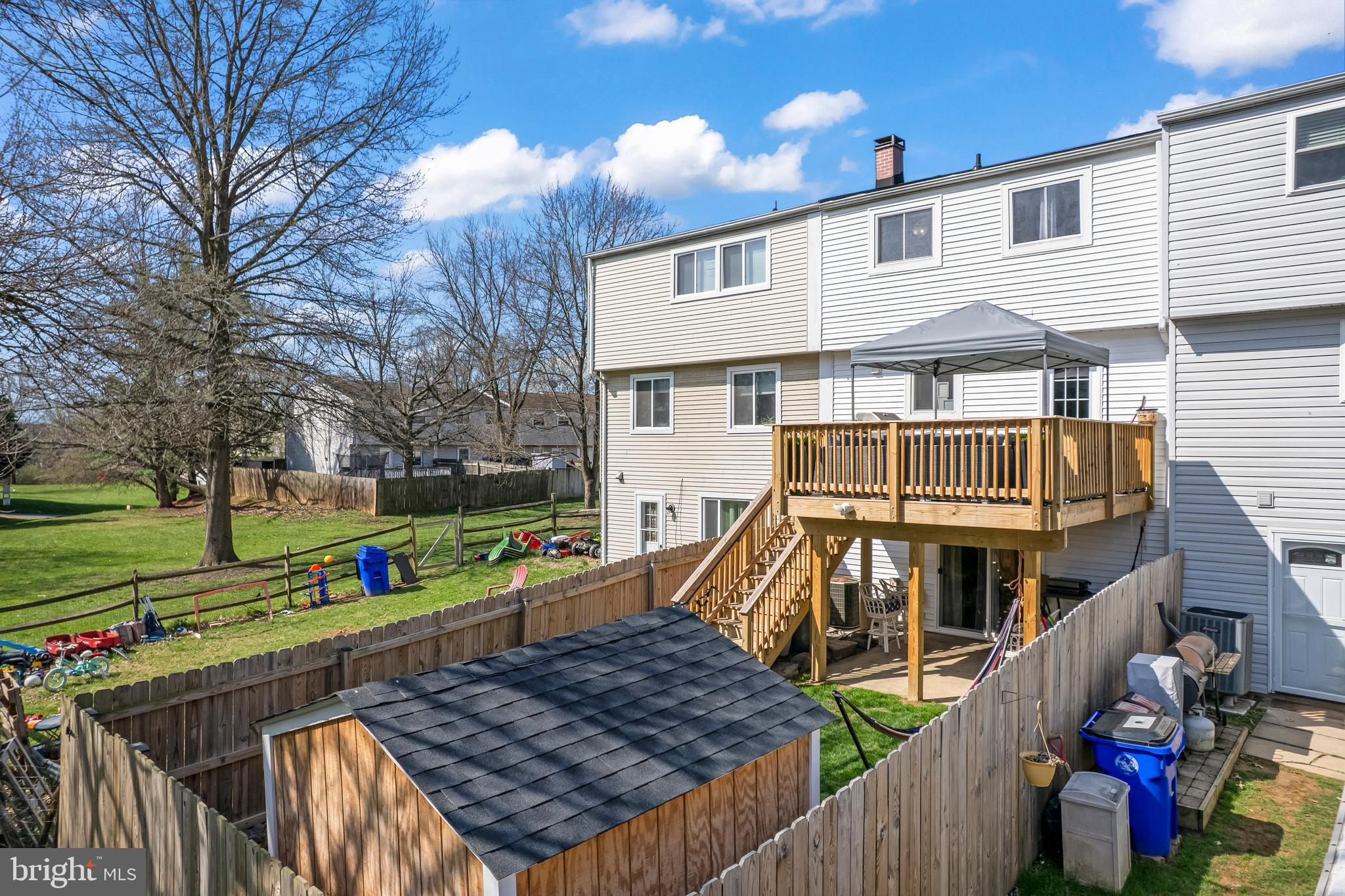 AMBER MEADOWS - Residential