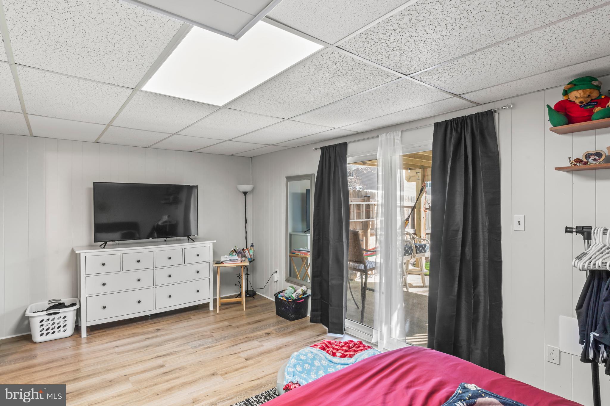 AMBER MEADOWS - Residential