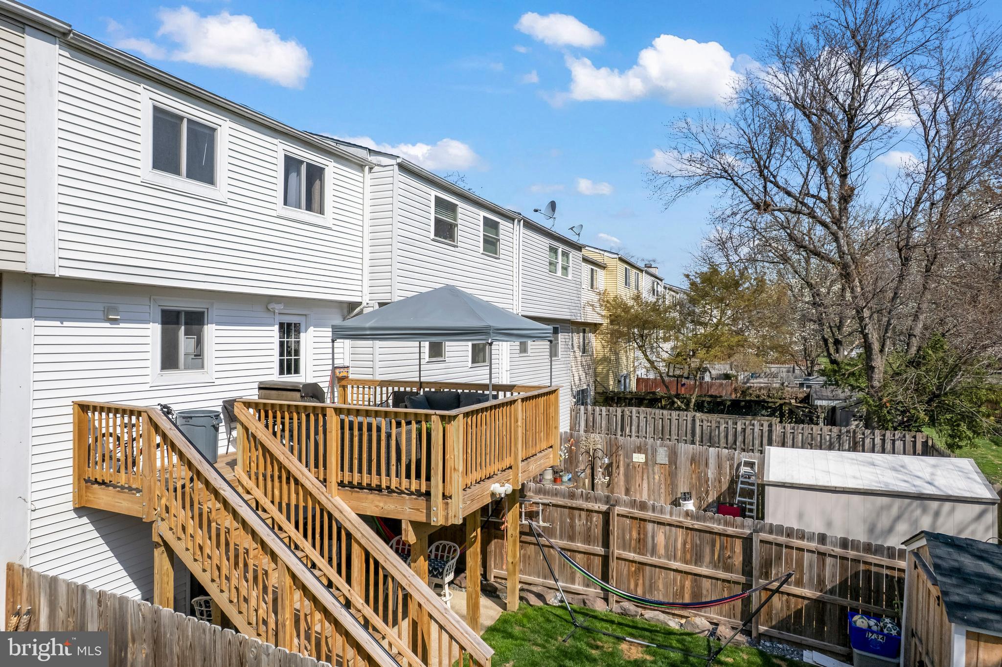 AMBER MEADOWS - Residential