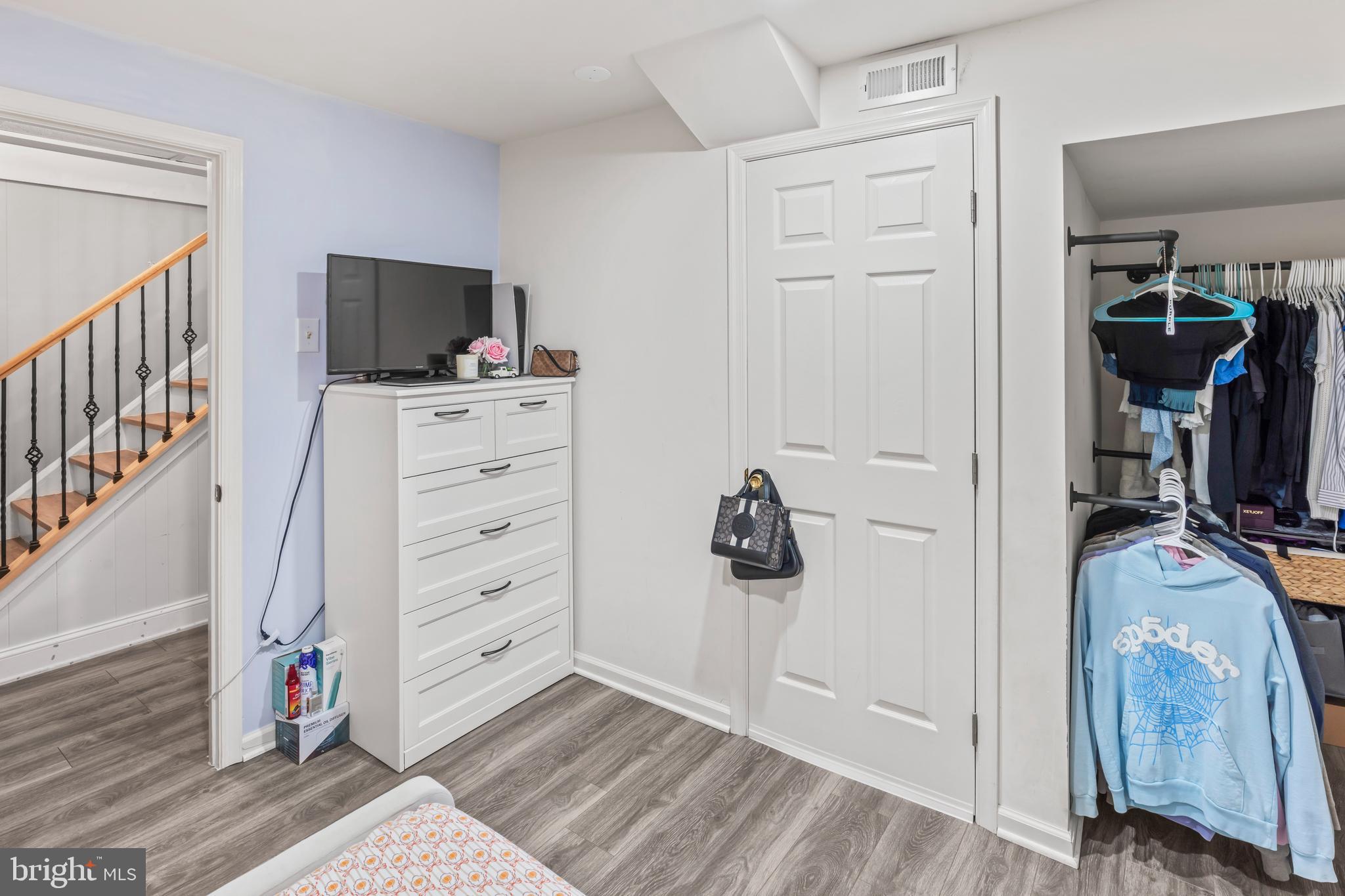 AMBER MEADOWS - Residential