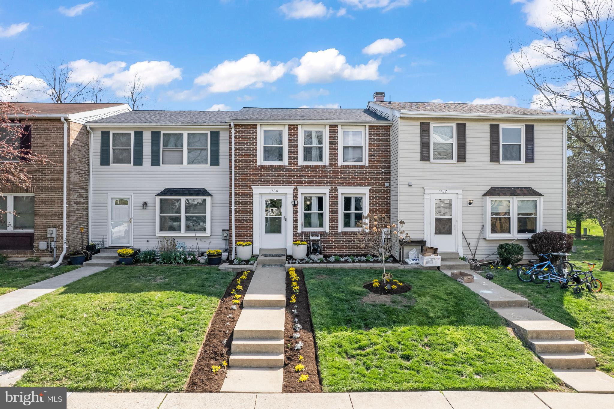 AMBER MEADOWS - Residential