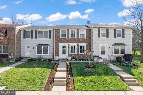 Photo of 1734 Heather Lane, FREDERICK, MD 21702 (MLS # MDFR2079630)