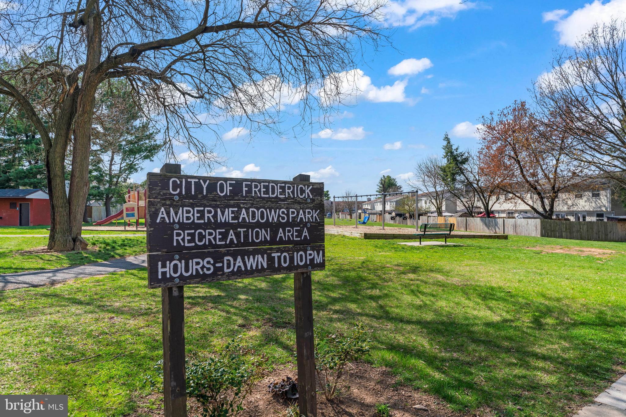 AMBER MEADOWS - Residential