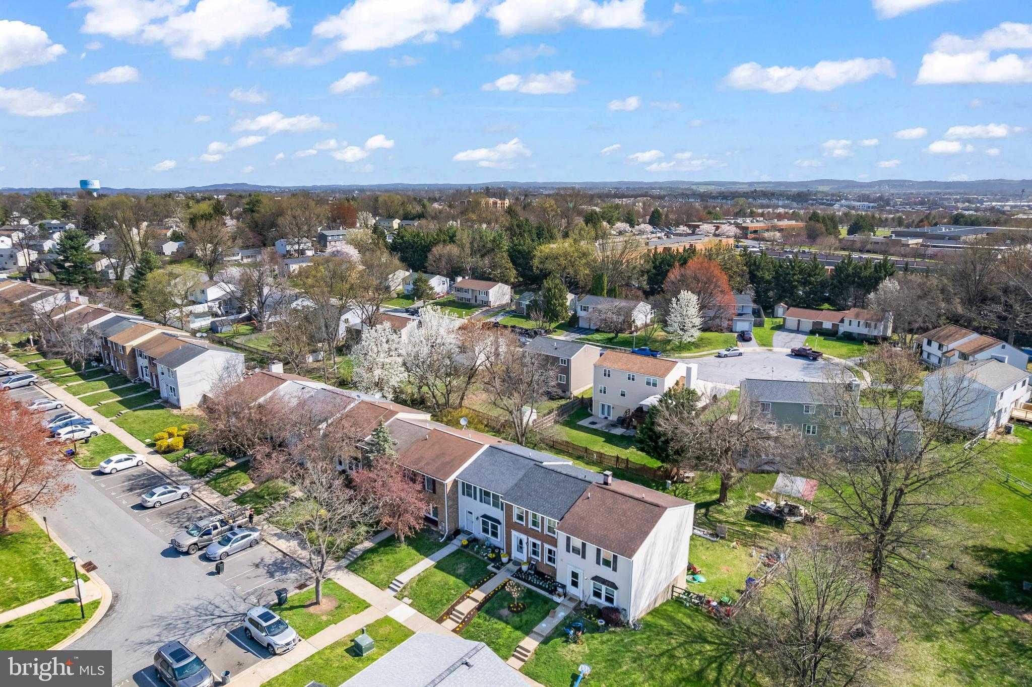 AMBER MEADOWS - Residential