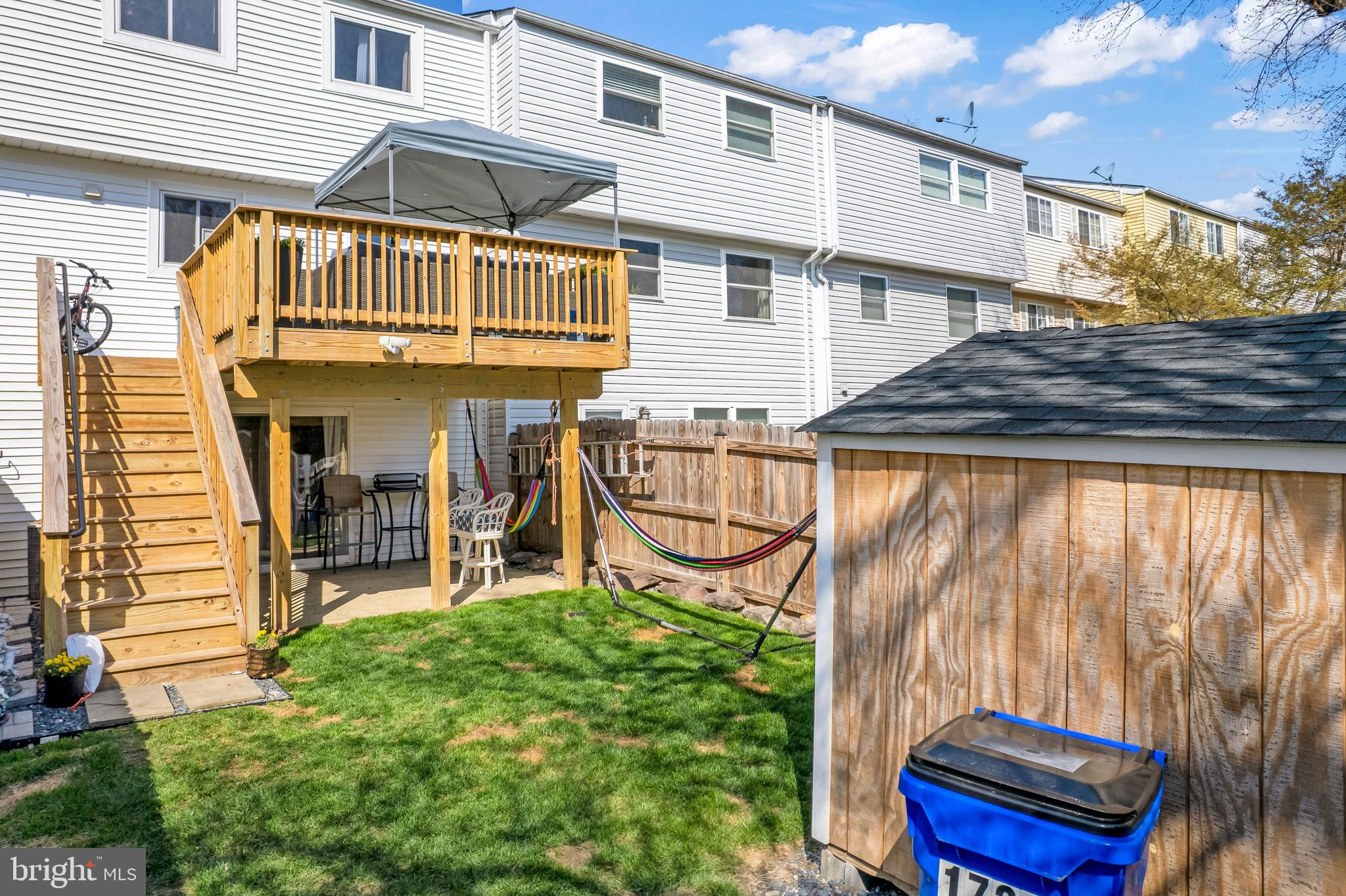 AMBER MEADOWS - Residential