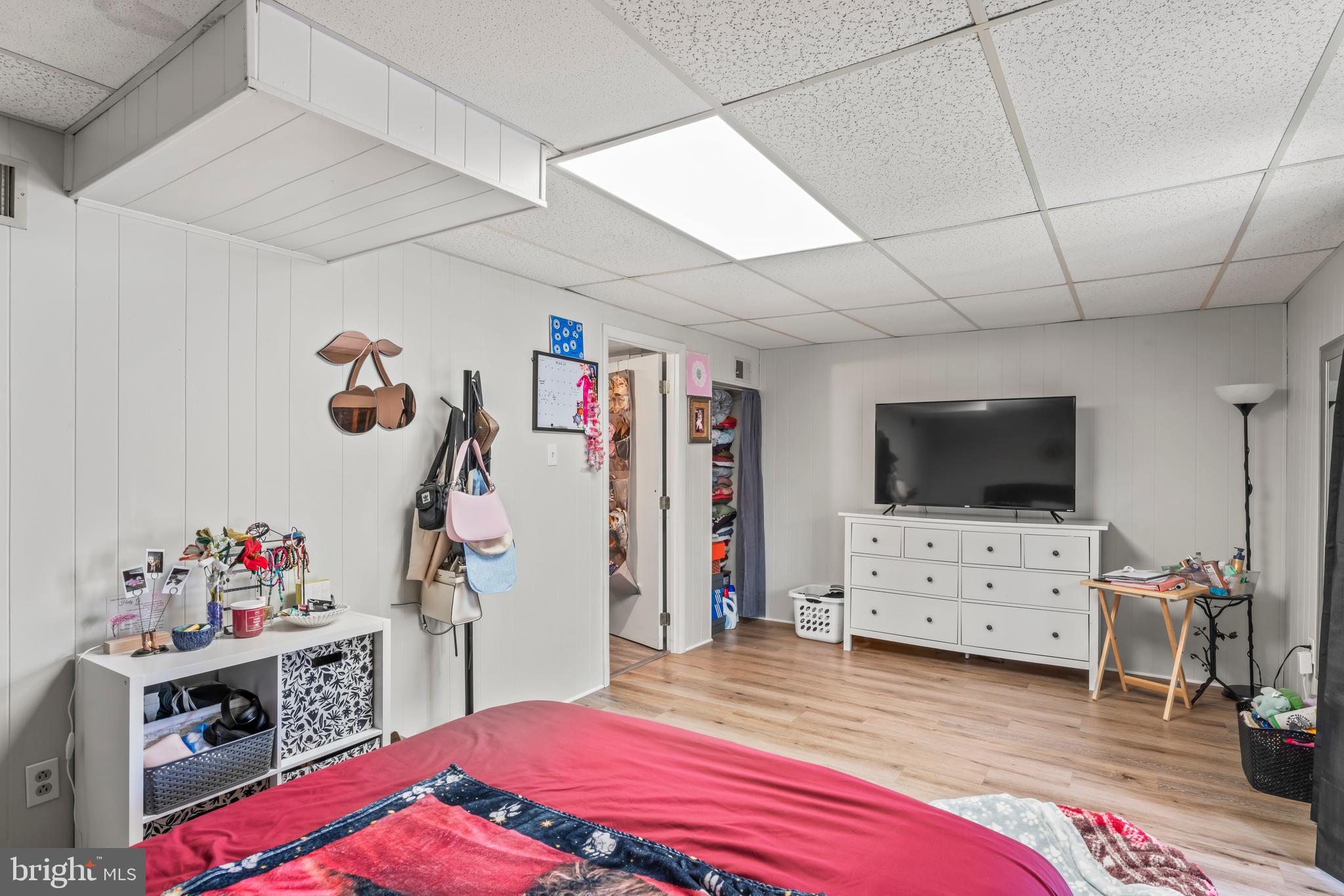 AMBER MEADOWS - Residential