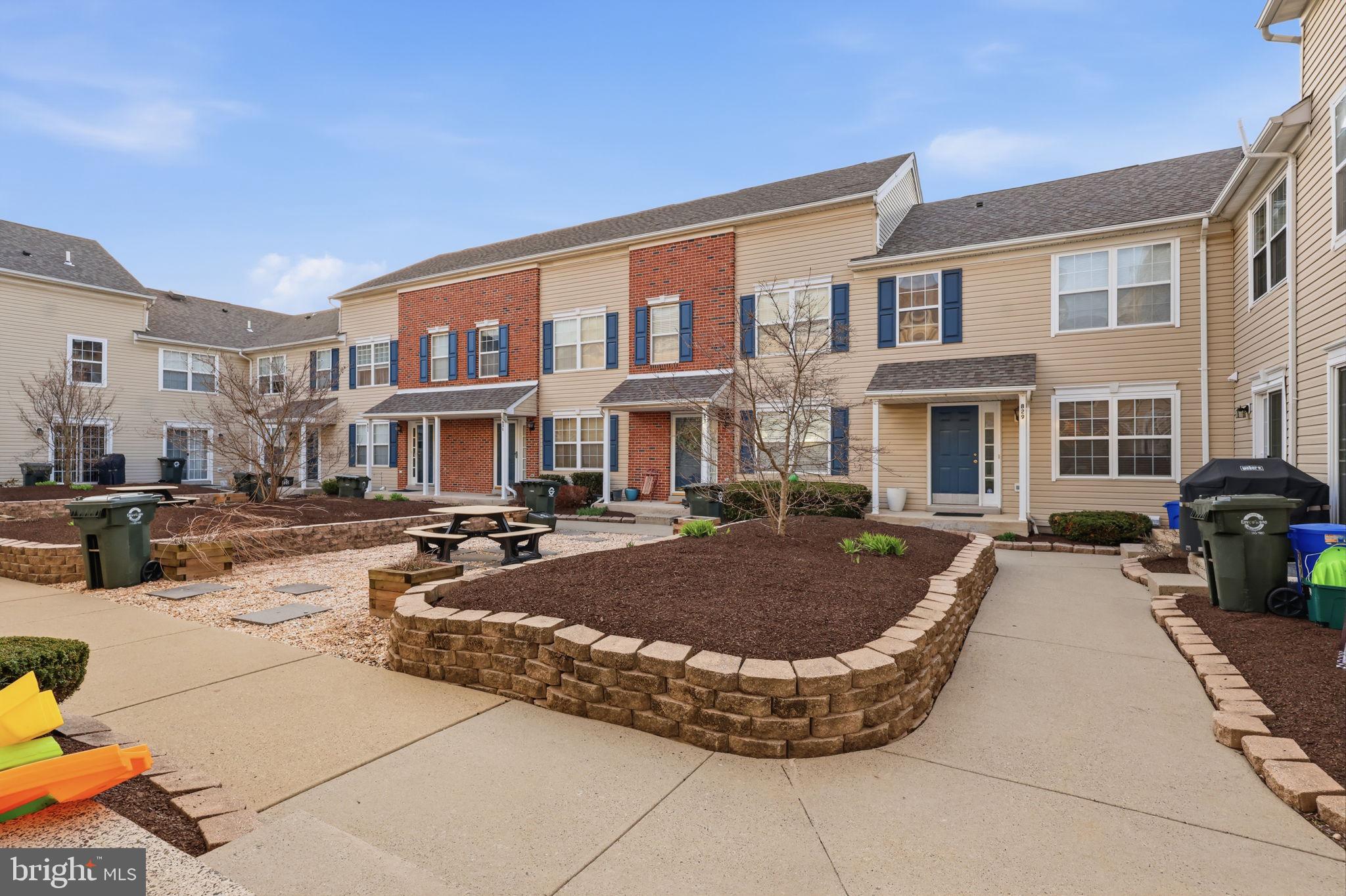 BRADFORD GREENE - Residential