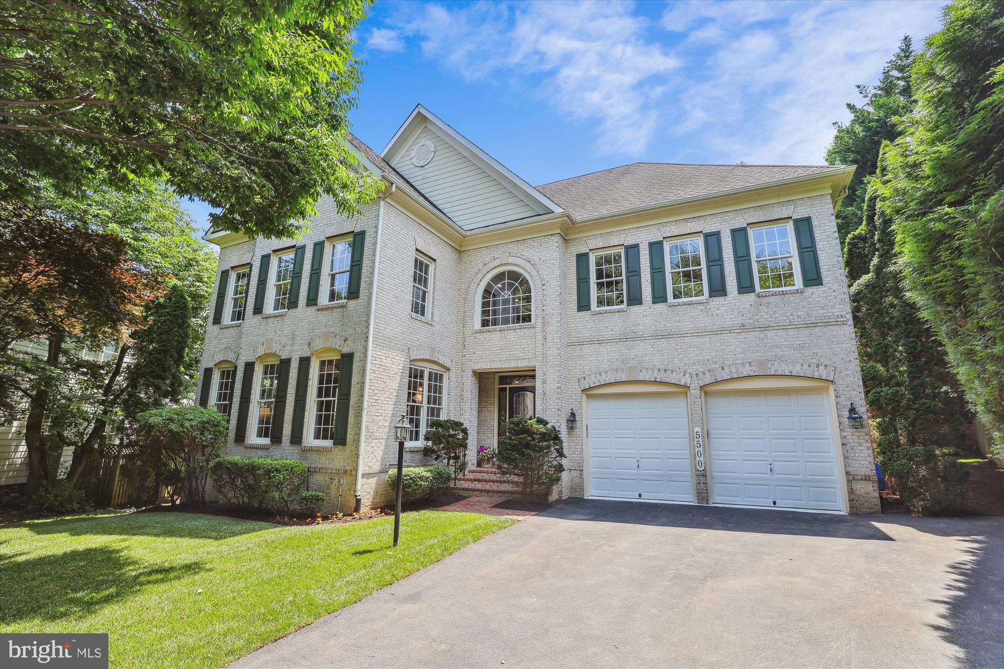 ALTA VISTA - Residential