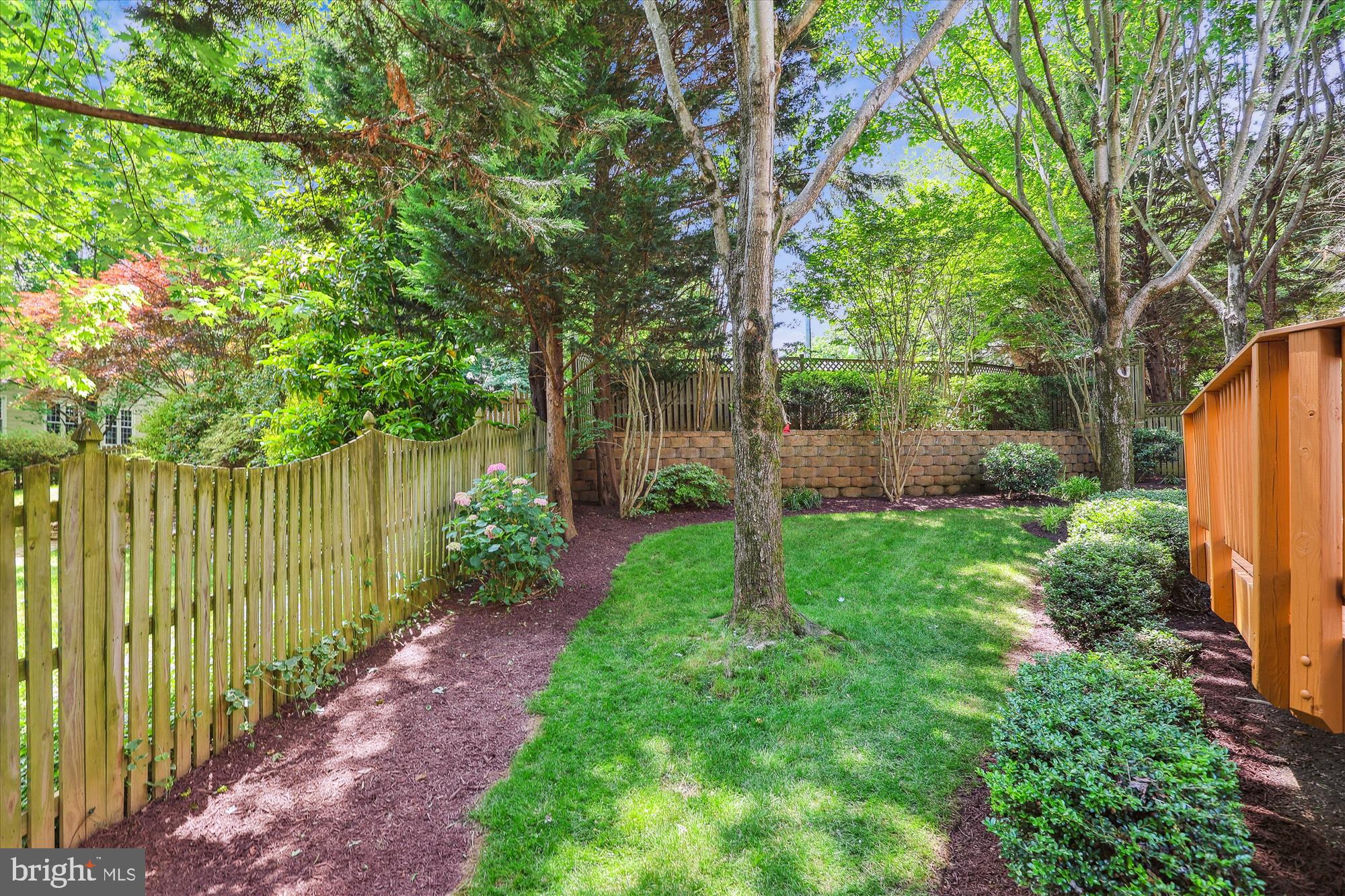 ALTA VISTA - Residential