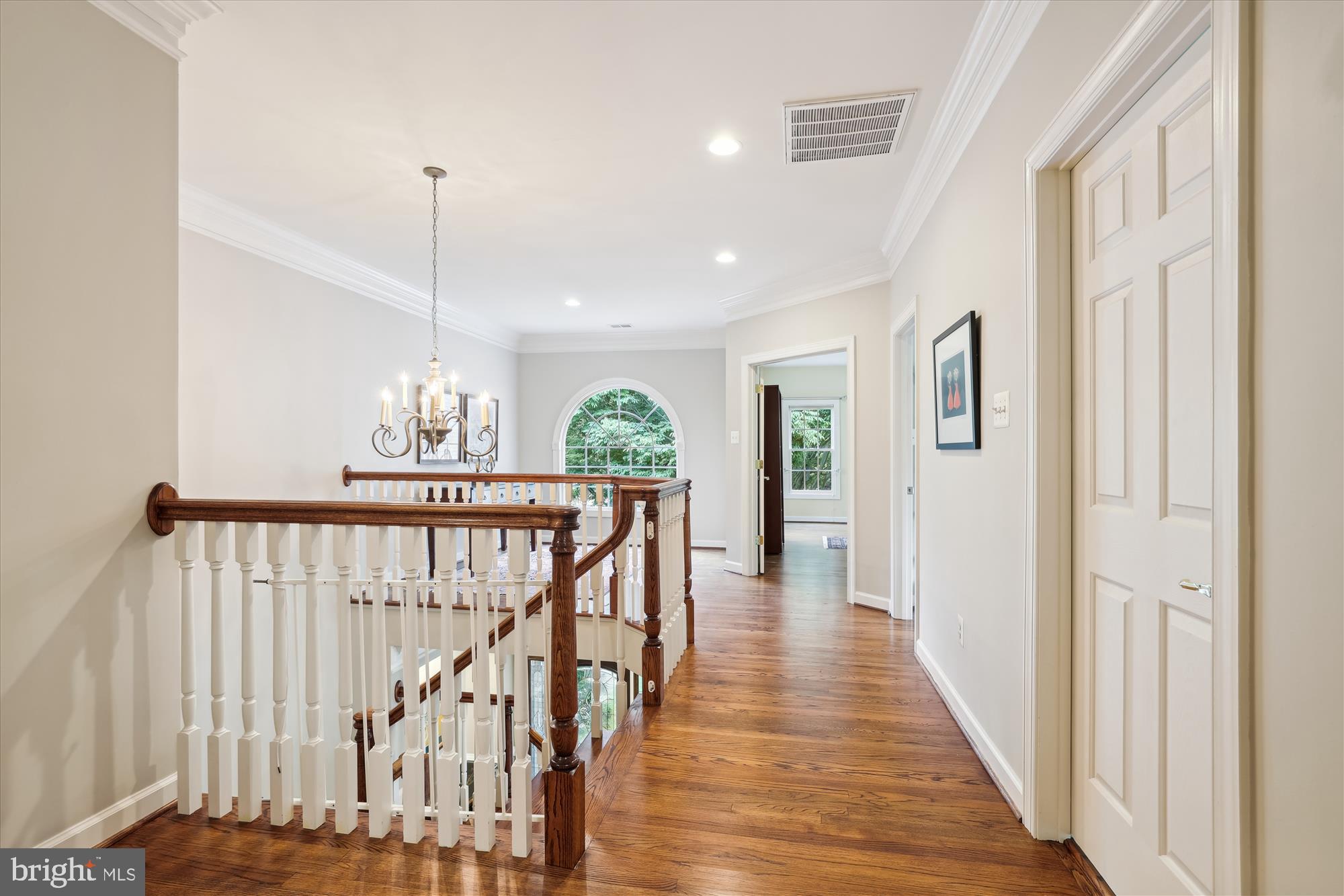 ALTA VISTA - Residential