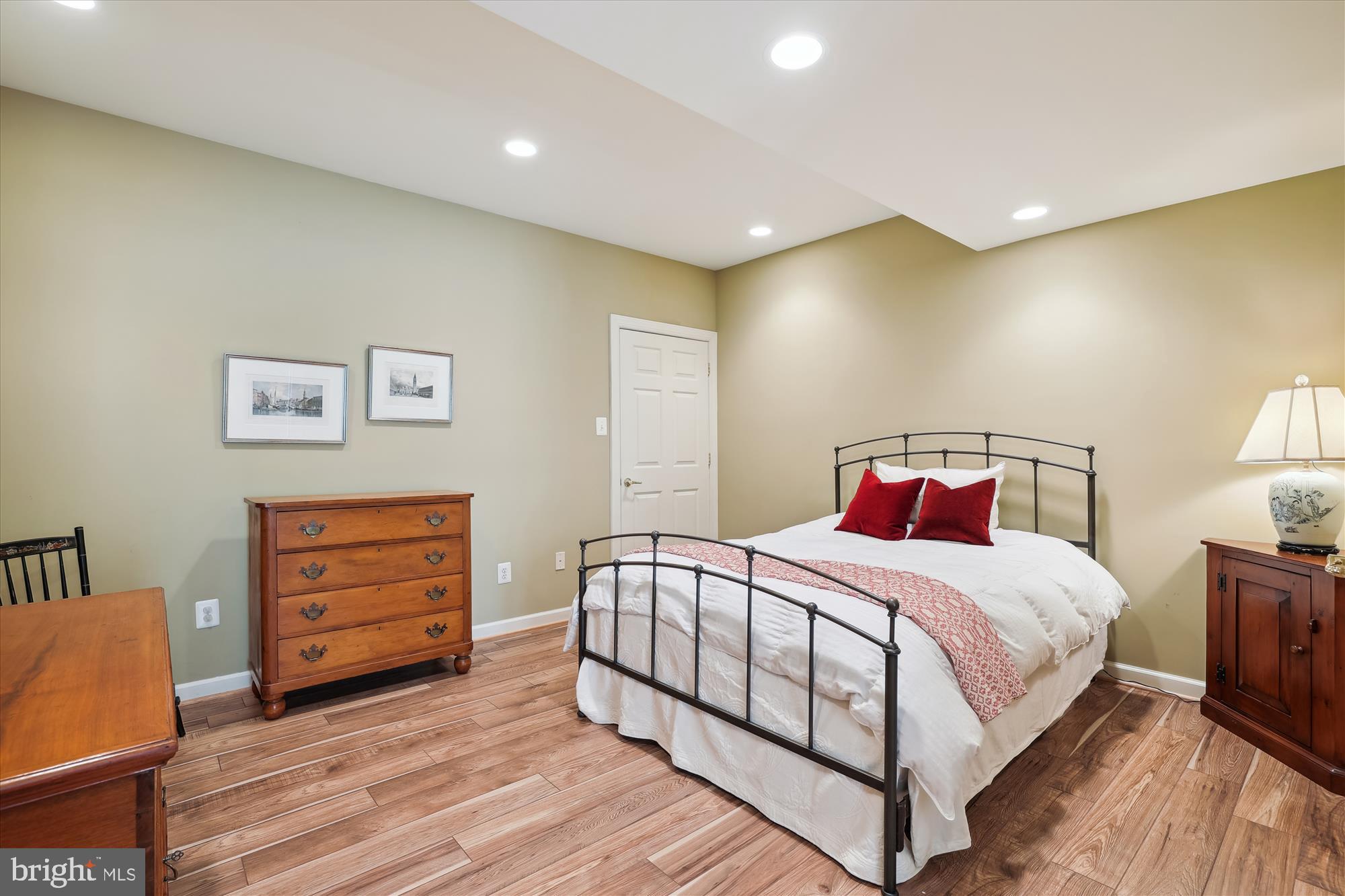 ALTA VISTA - Residential